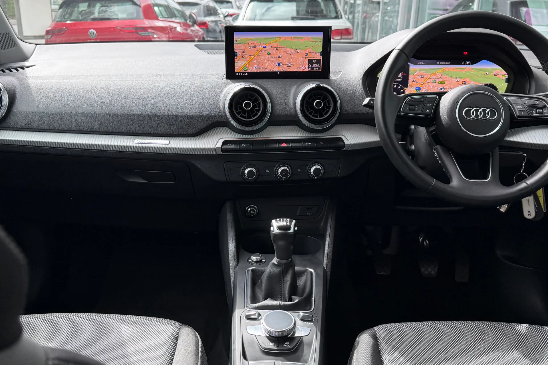 Audi Q2 thumbnail image number 37