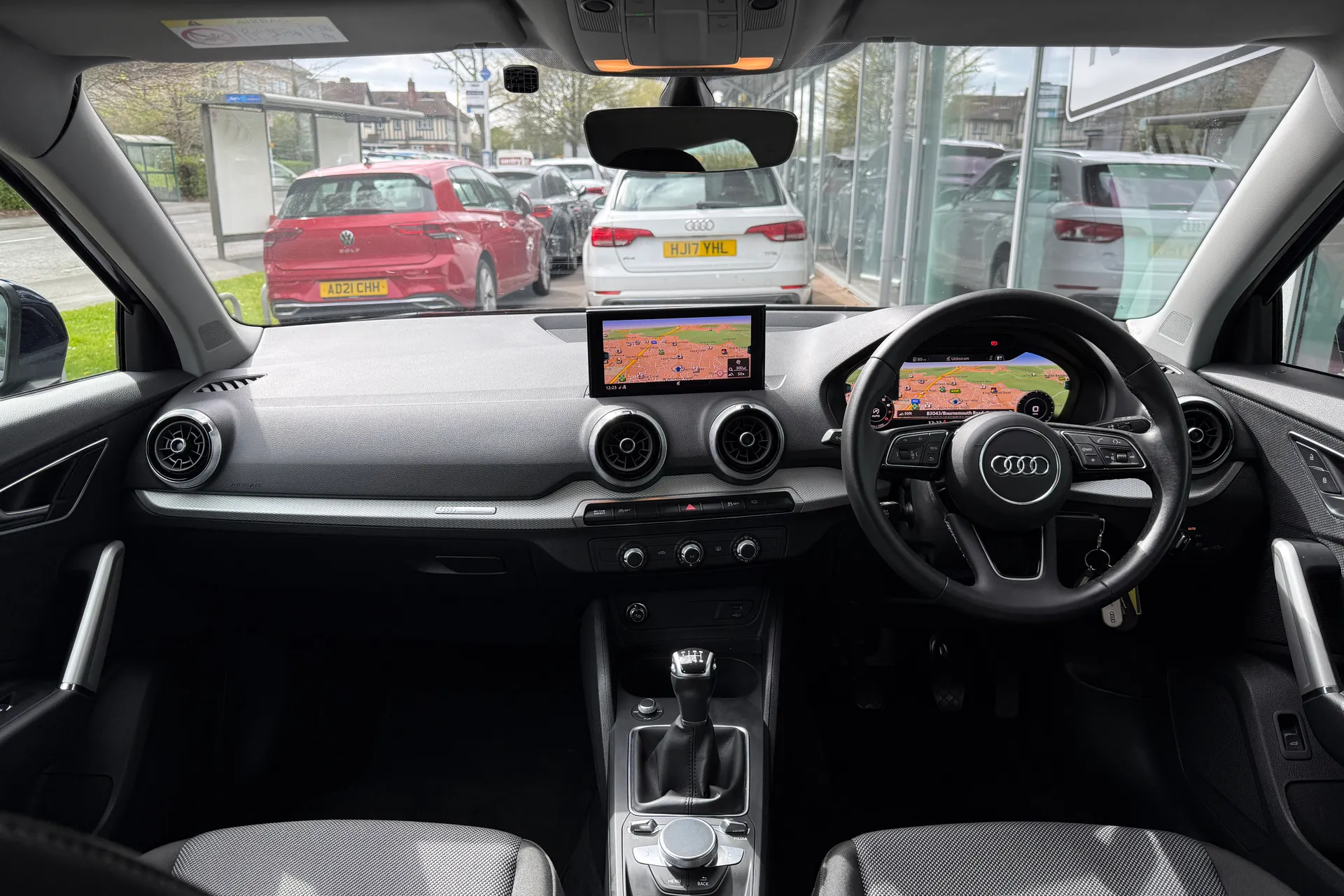 Audi Q2 thumbnail image number 3