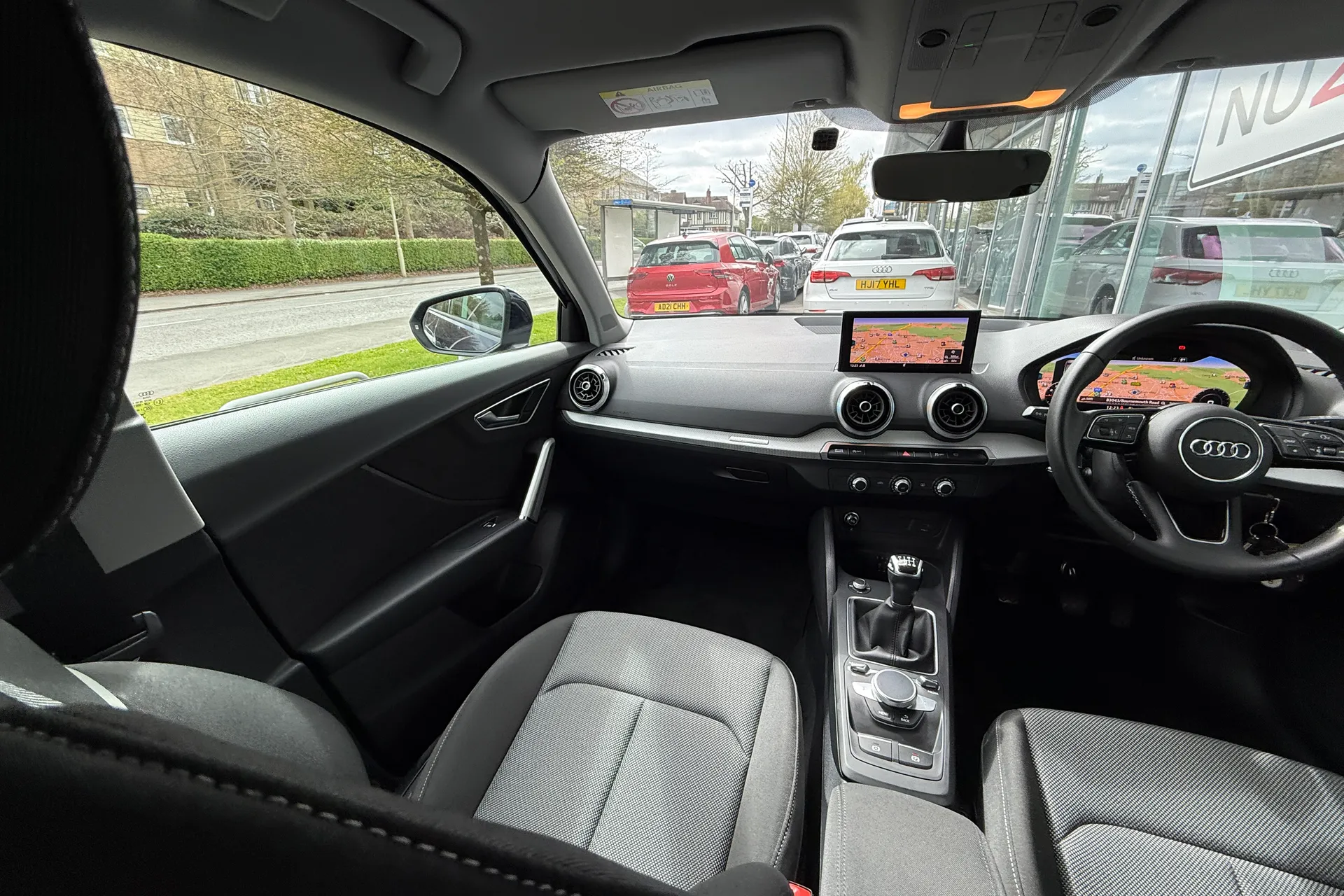 Audi Q2 thumbnail image number 40