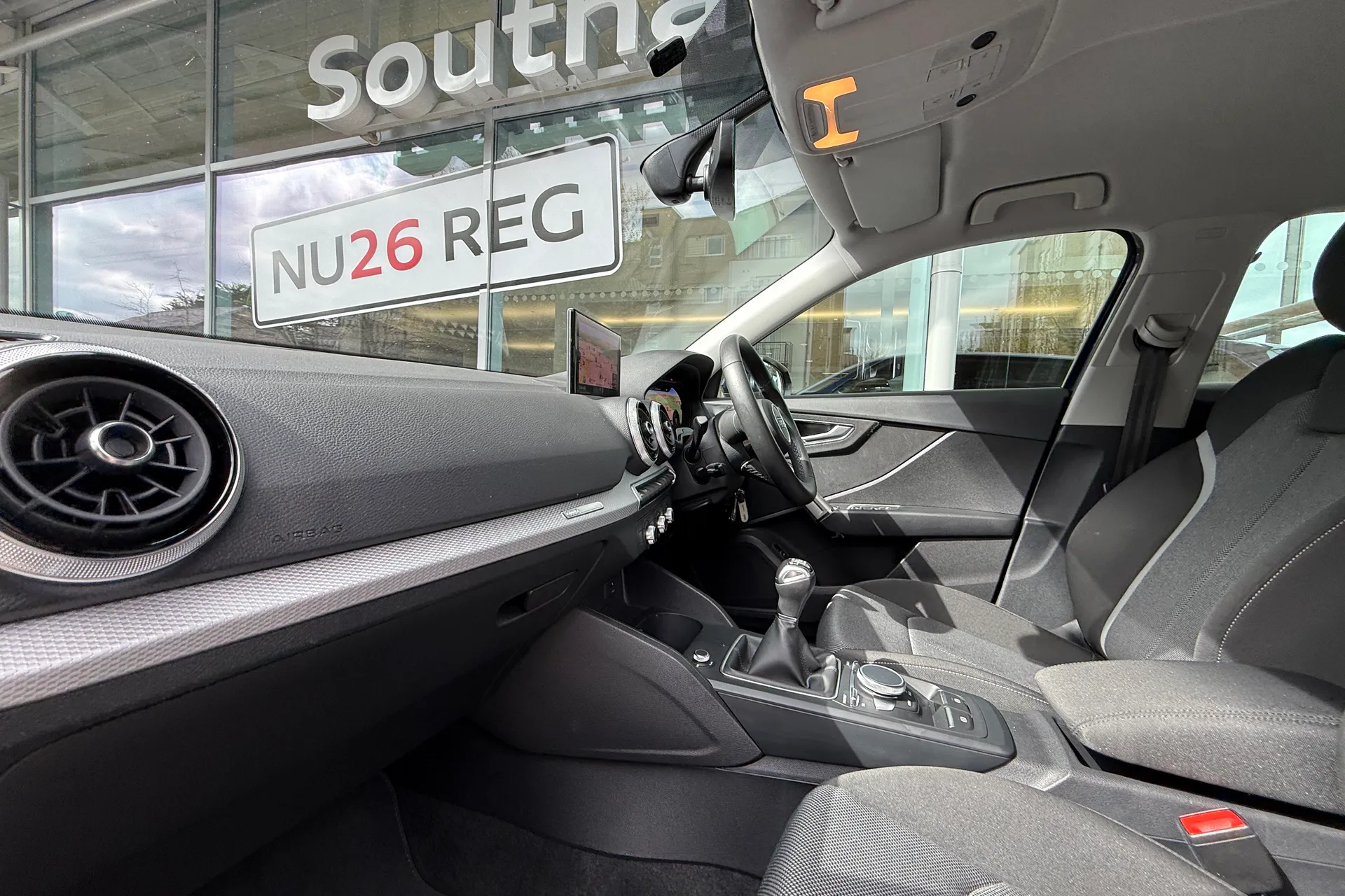 Audi Q2 thumbnail image number 6