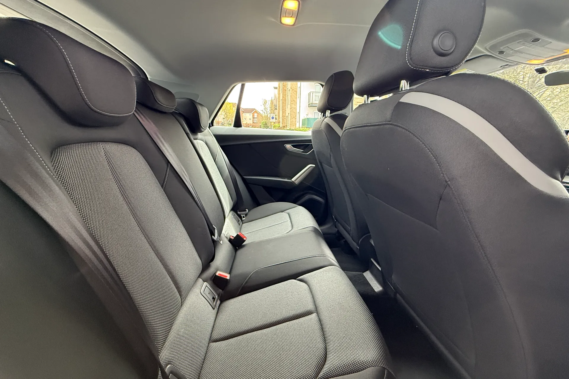 Audi Q2 thumbnail image number 35