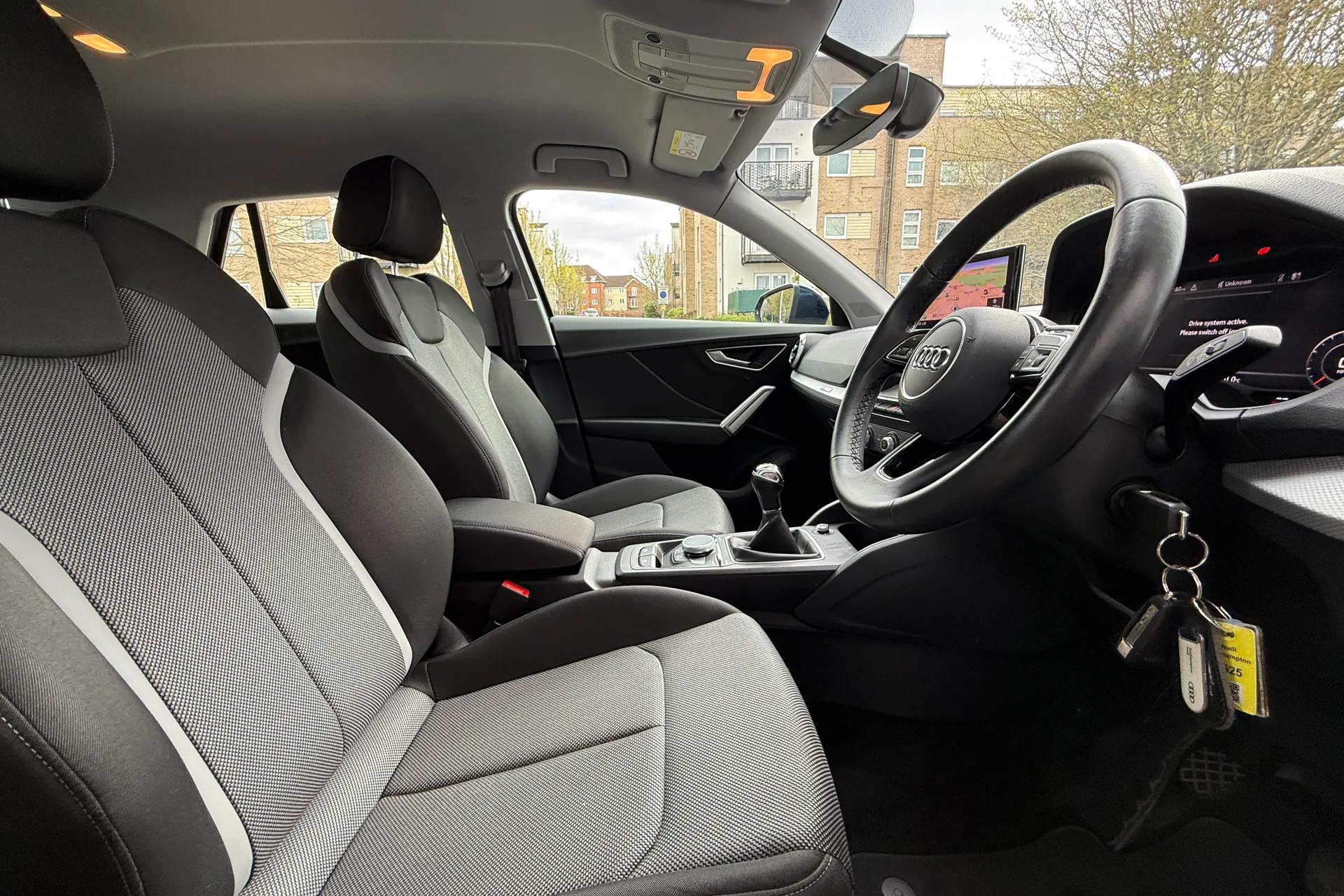 Audi Q2 thumbnail image number 29