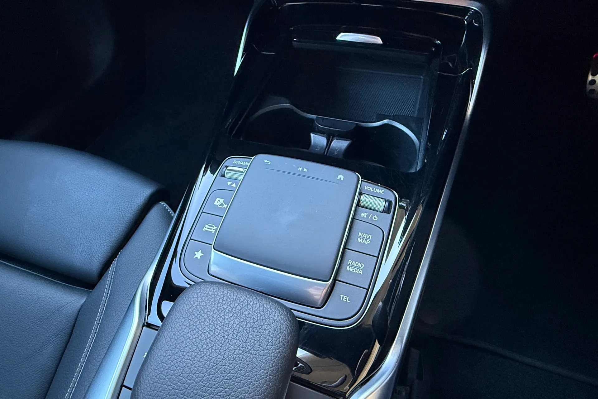 MERCEDES-BENZ A CLASS thumbnail image number 19