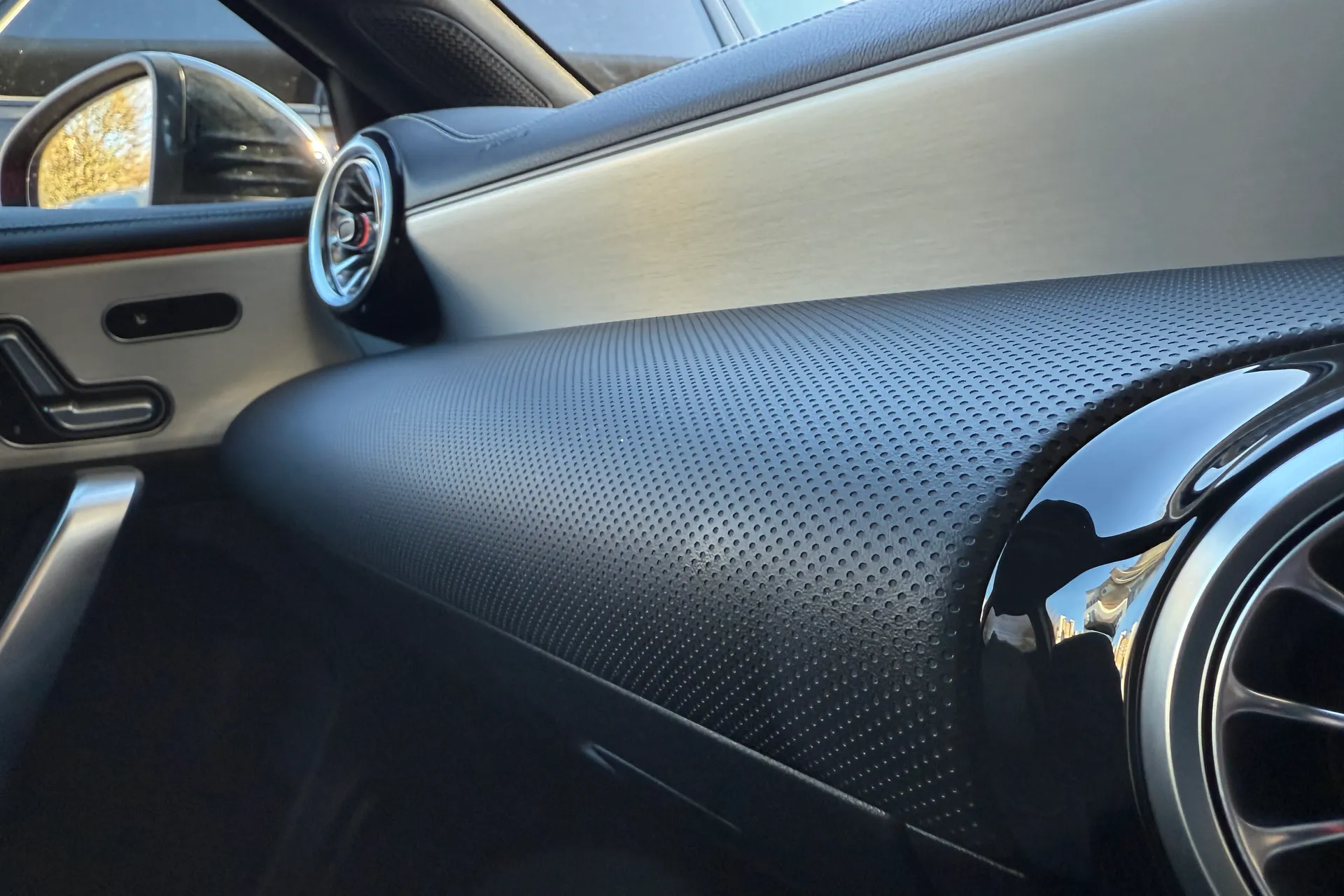 MERCEDES-BENZ A CLASS thumbnail image number 22