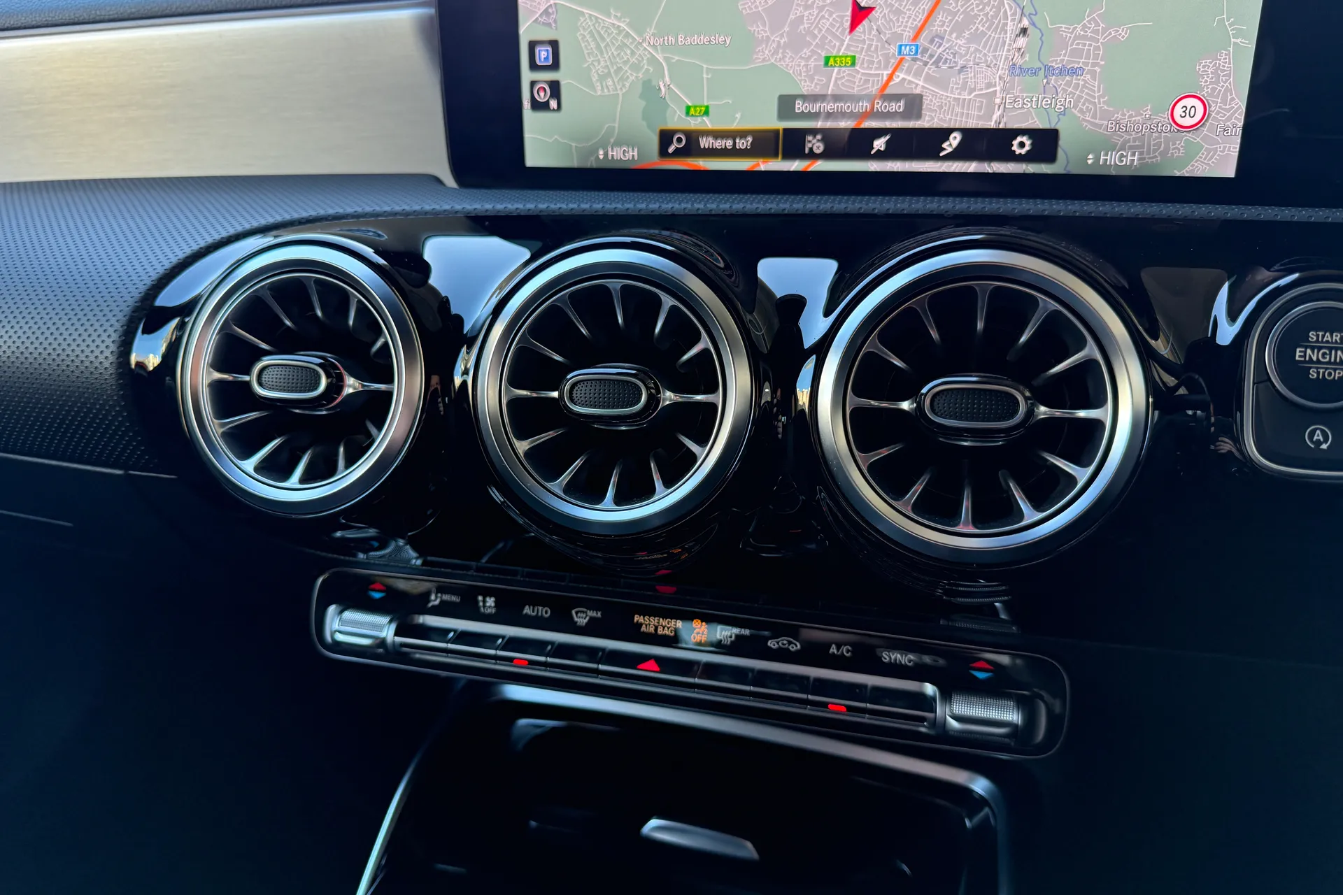 MERCEDES-BENZ A CLASS thumbnail image number 16