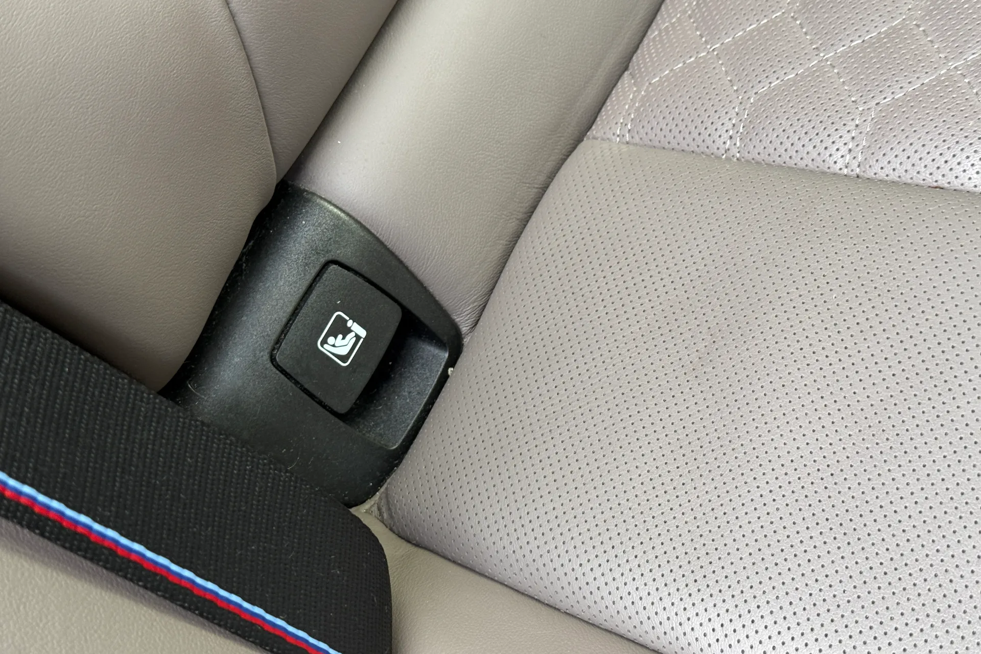 BMW X3 M thumbnail image number 39