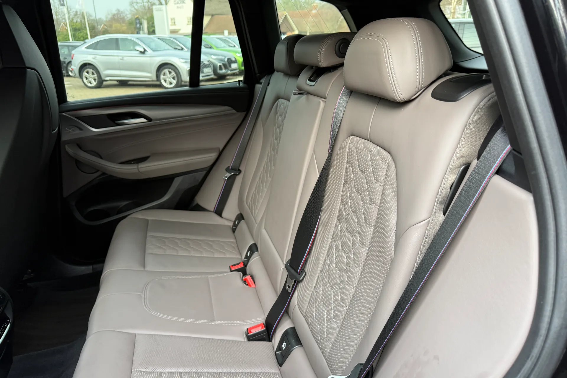 BMW X3 M thumbnail image number 56