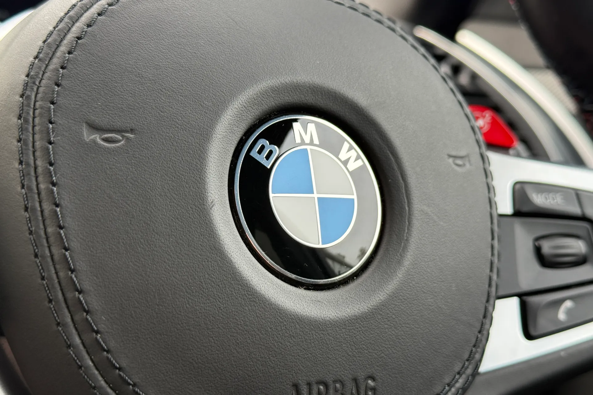 BMW X3 M thumbnail image number 23