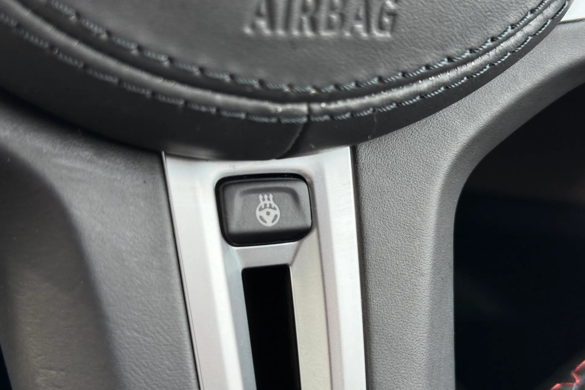 BMW X3 M thumbnail image number 22