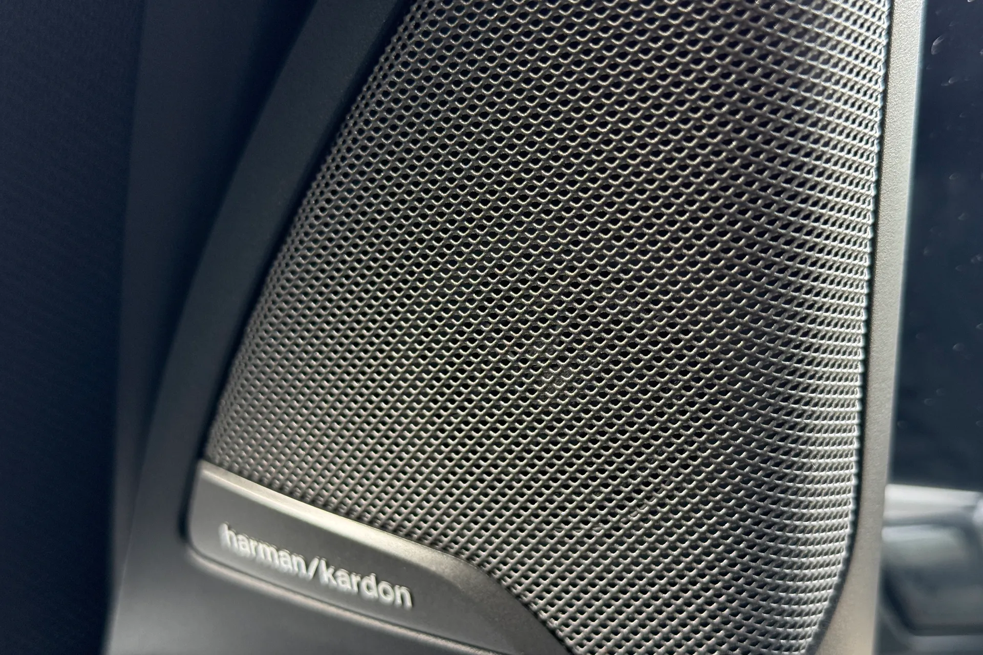 BMW X3 M thumbnail image number 69