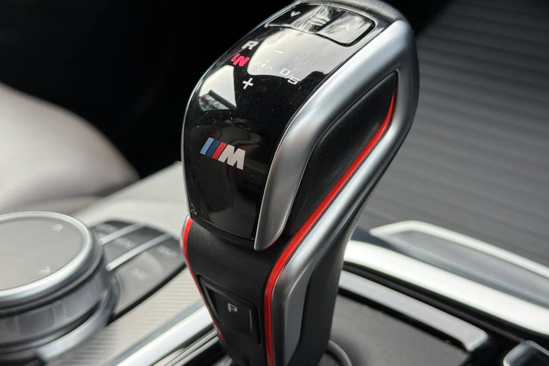 BMW X3 M thumbnail image number 32