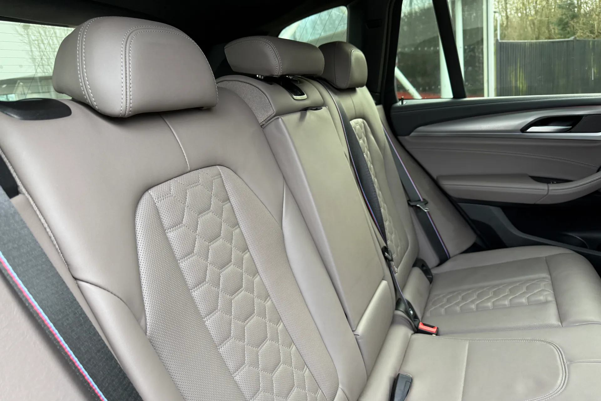 BMW X3 M thumbnail image number 36