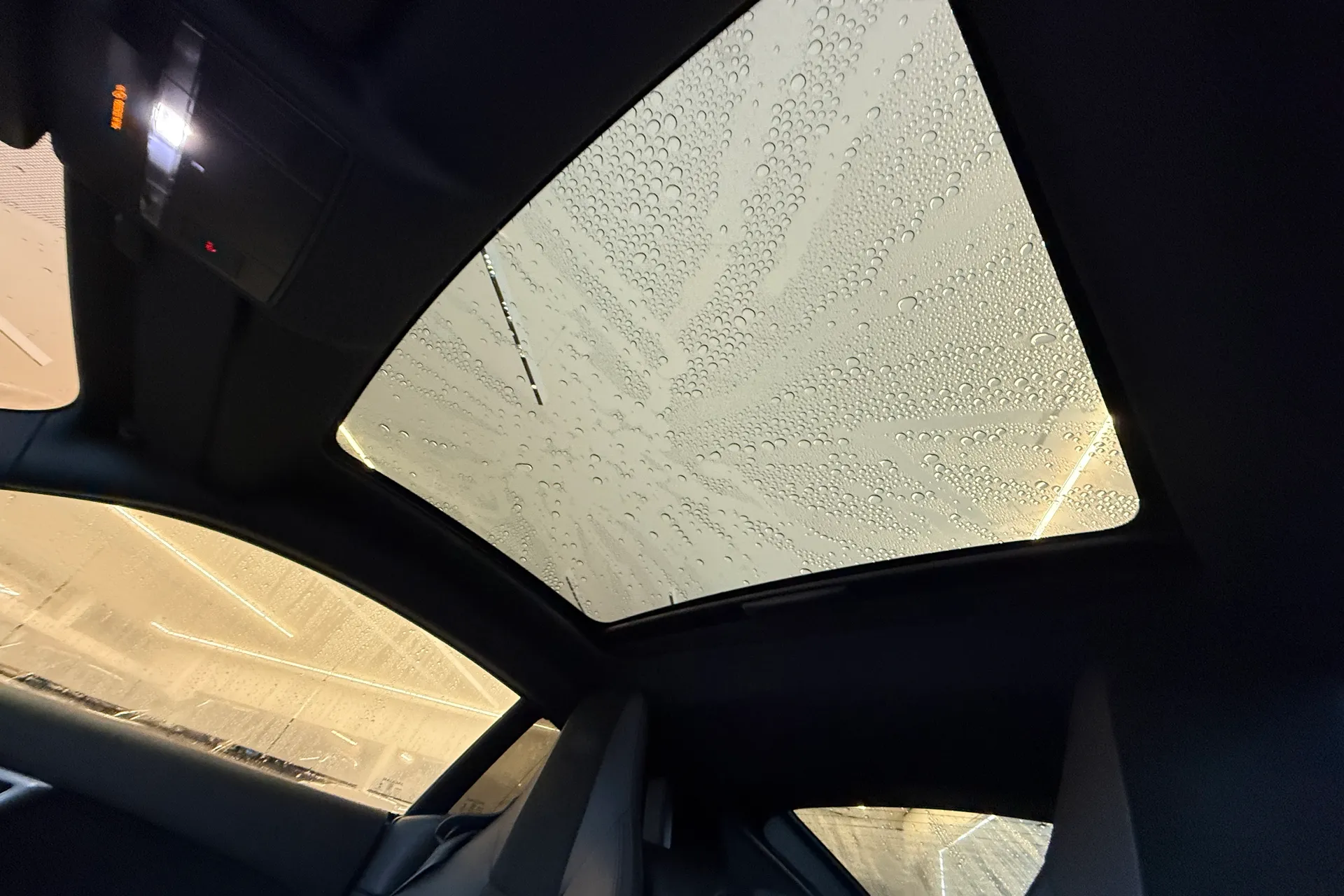 Jaguar F-TYPE thumbnail image number 5