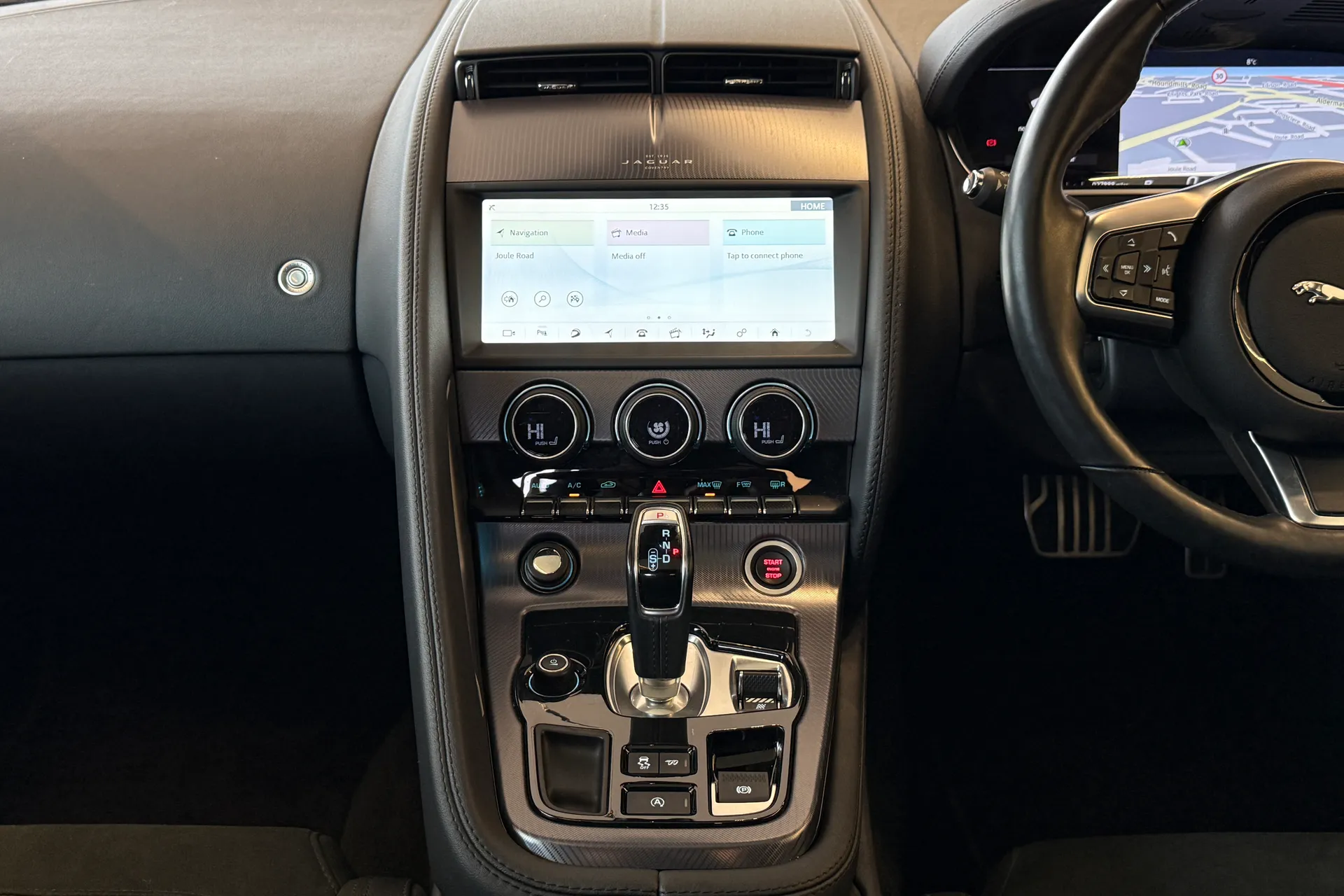 Jaguar F-TYPE thumbnail image number 14