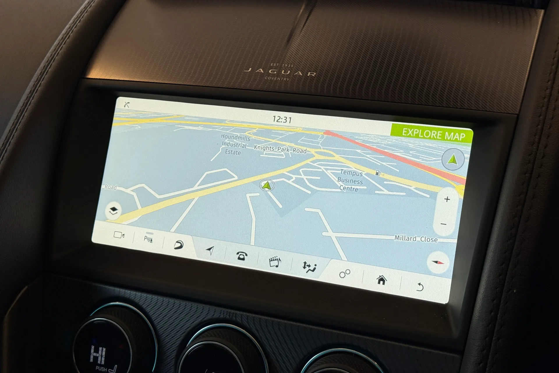 Jaguar F-TYPE thumbnail image number 26