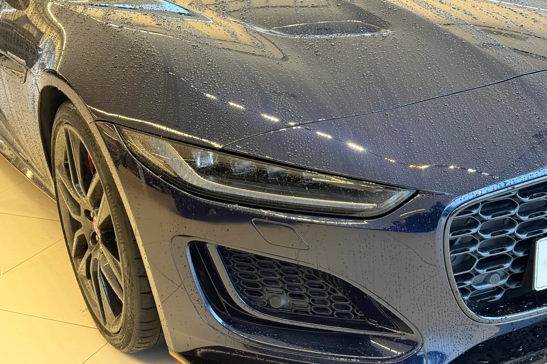 Jaguar F-TYPE thumbnail image number 46