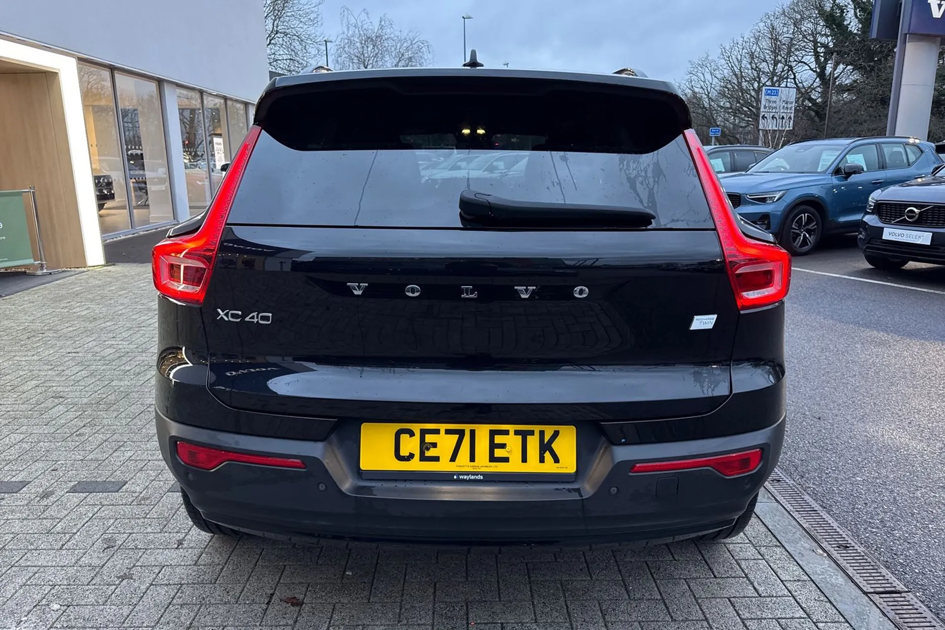 Volvo XC40 thumbnail image number 9