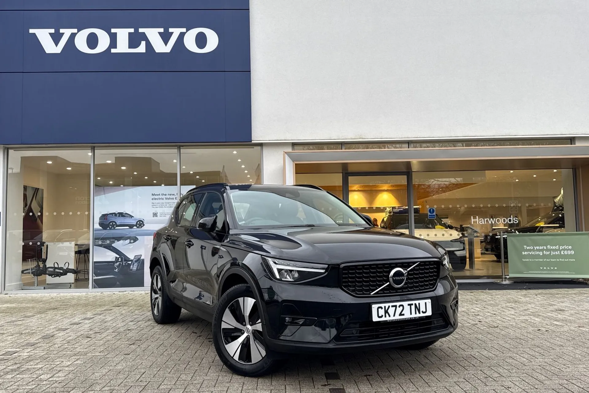 Volvo XC40 focused image