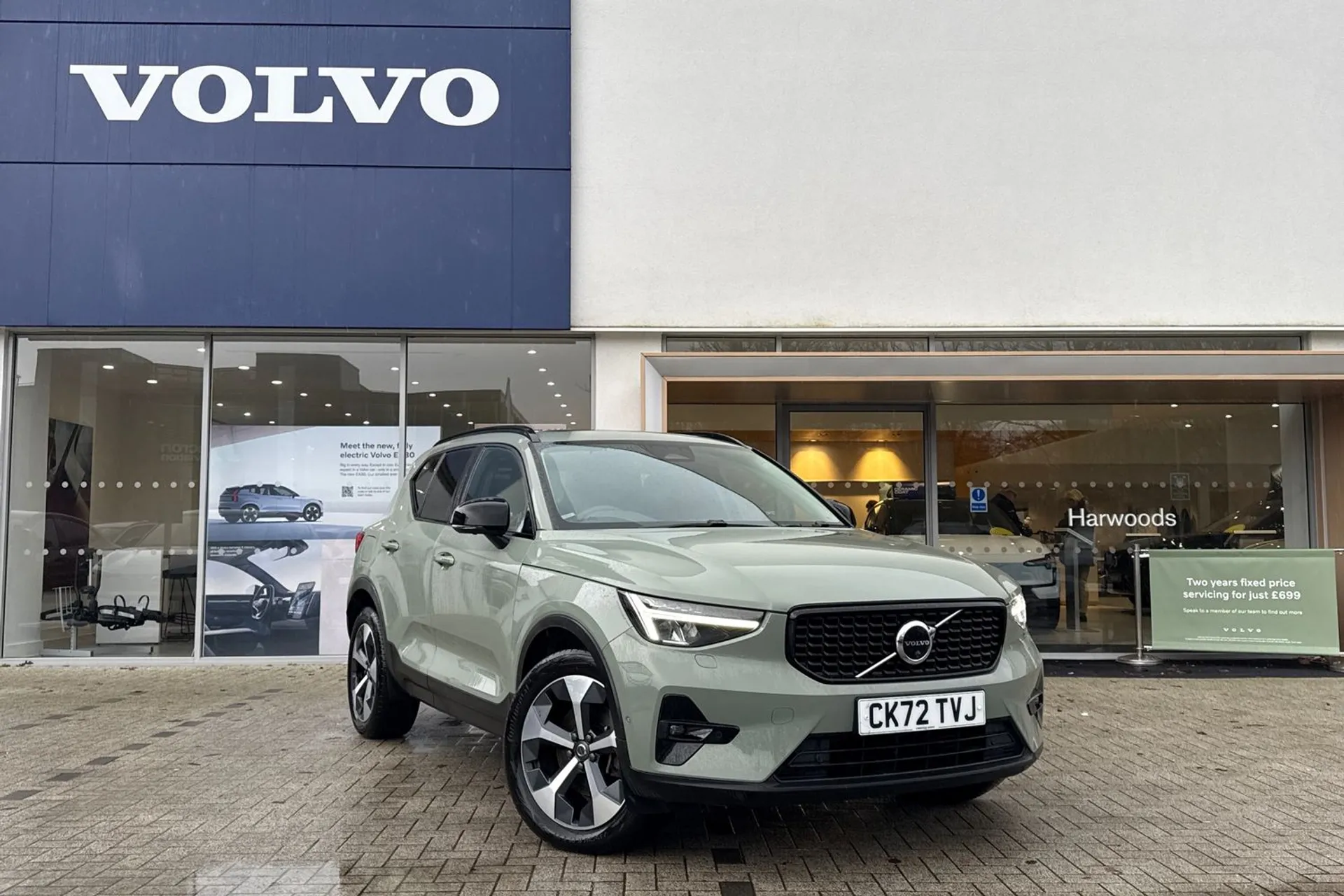 Volvo XC40 focused image