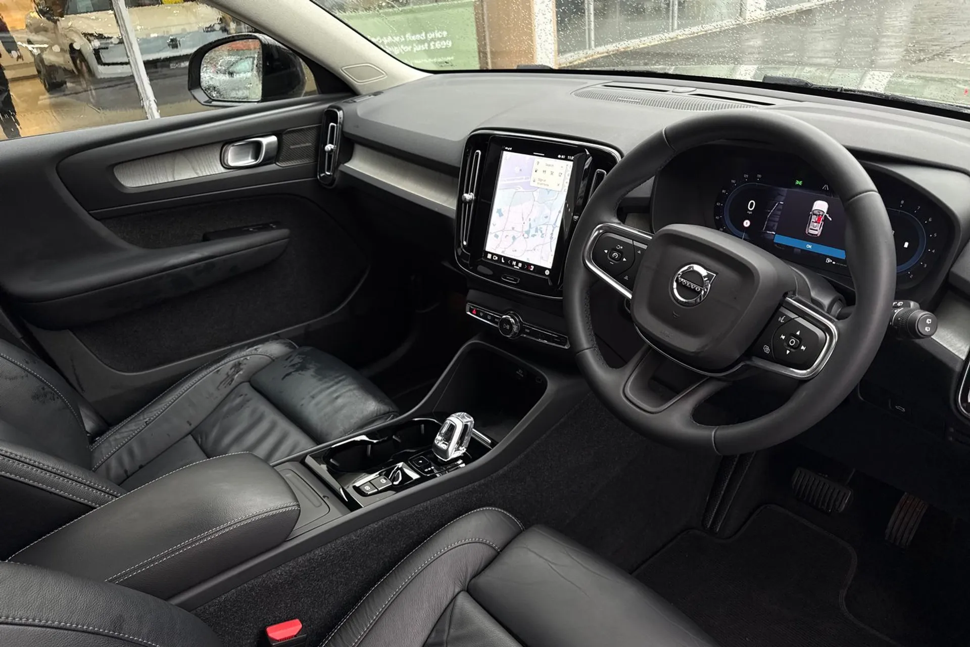 Volvo XC40 thumbnail image number 6