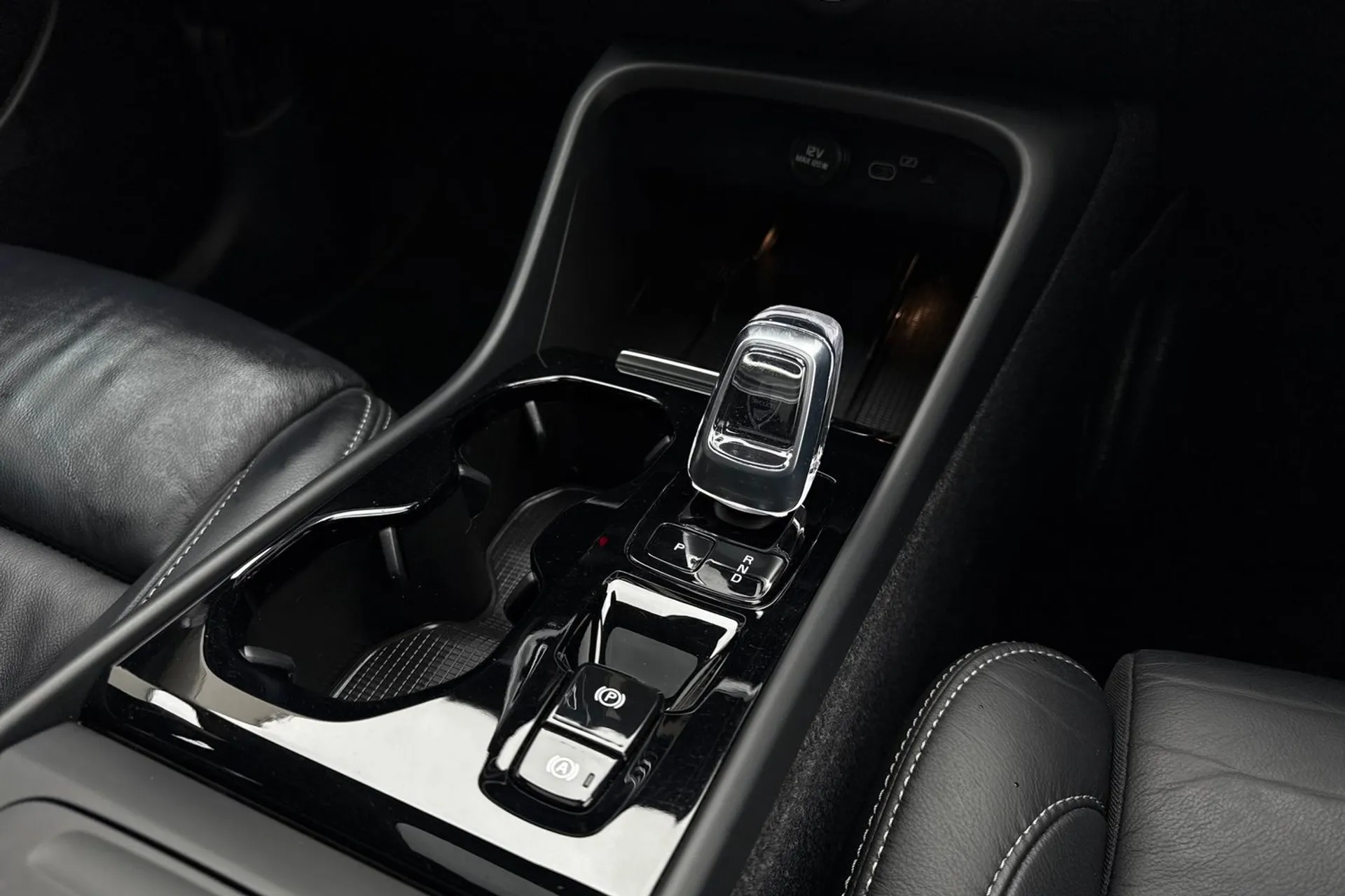 Volvo XC40 thumbnail image number 43