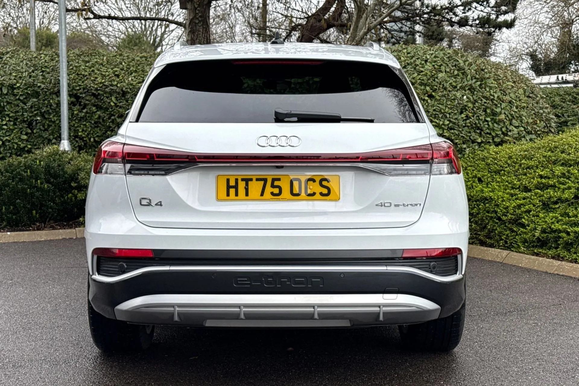 Audi Q4 thumbnail image number 15