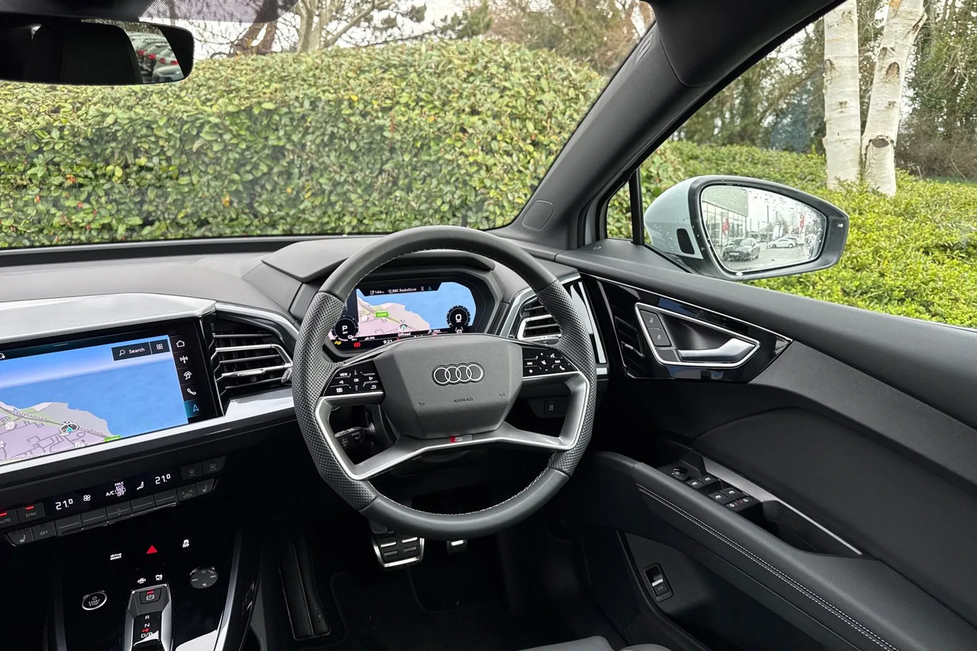 Audi Q4 thumbnail image number 43