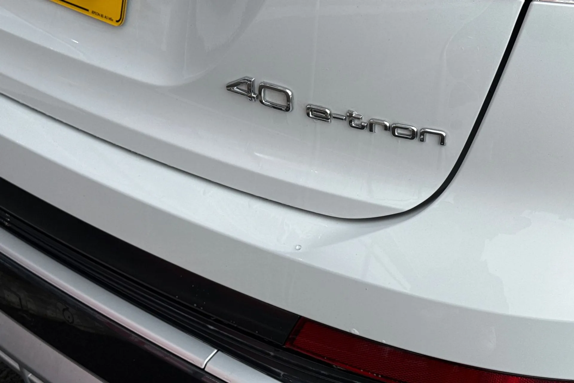 Audi Q4 thumbnail image number 31