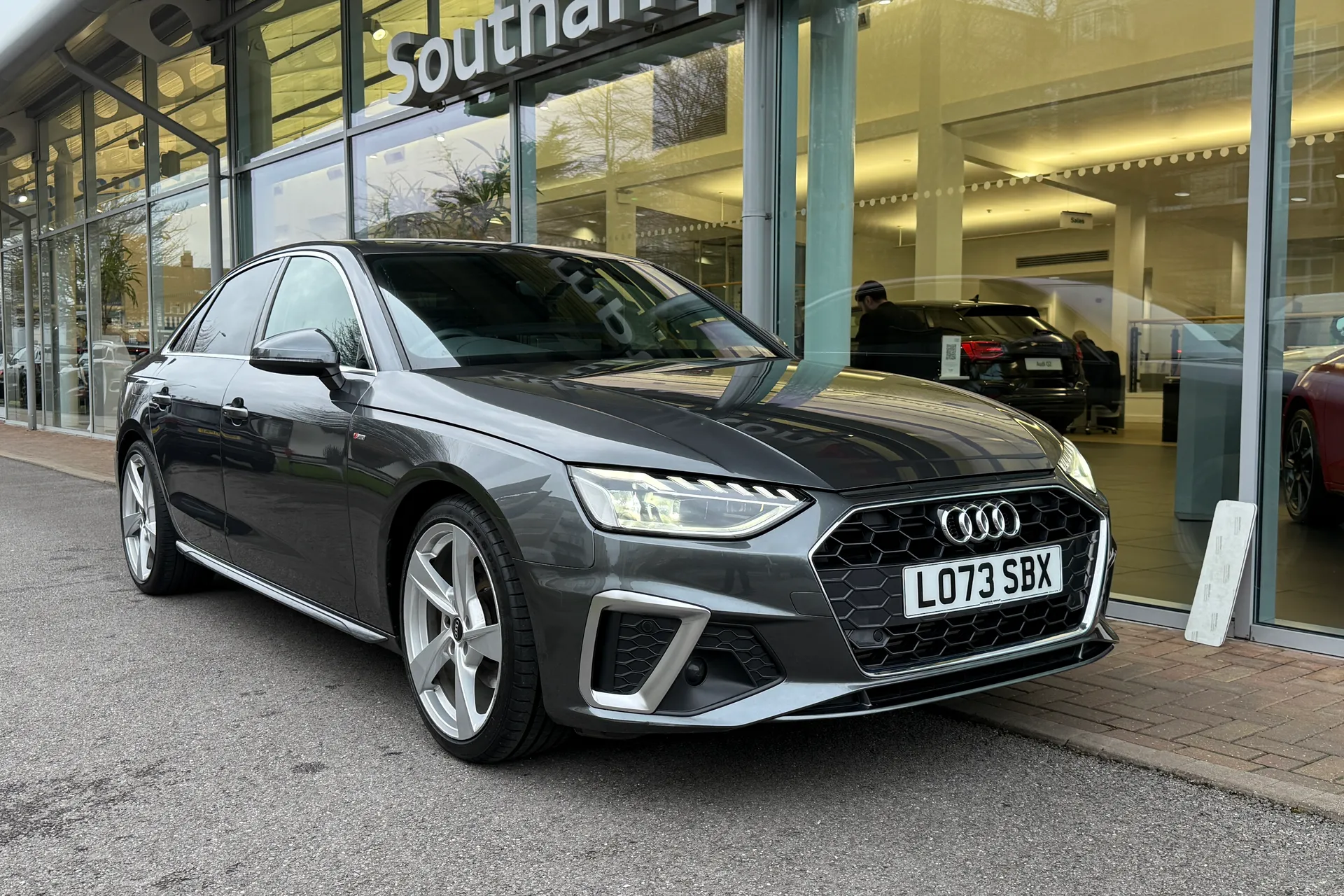 Audi A4 thumbnail image number 66