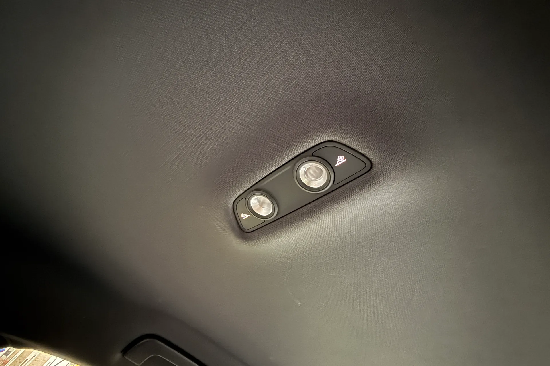 Audi A4 thumbnail image number 46