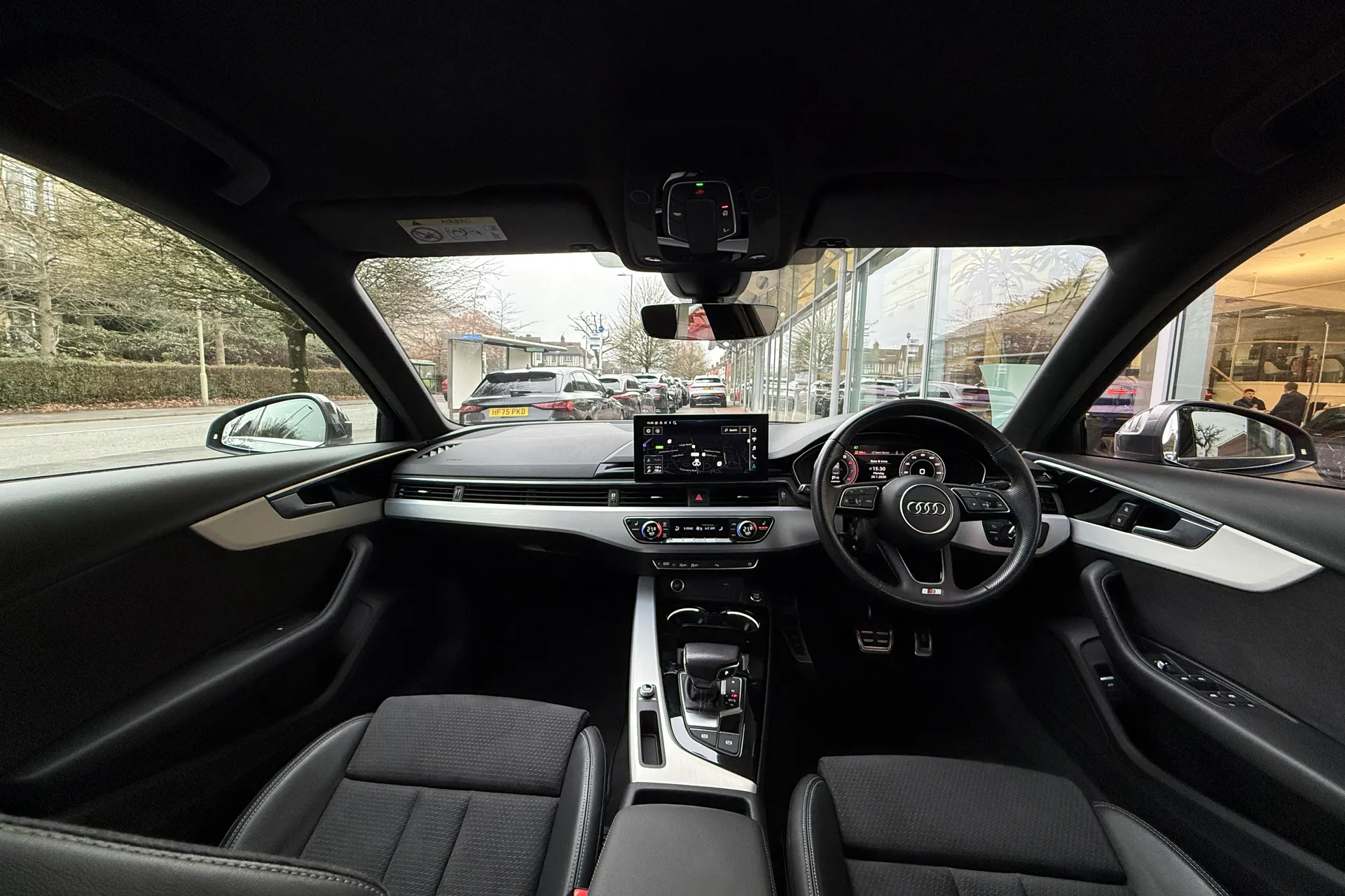 Audi A4 thumbnail image number 3