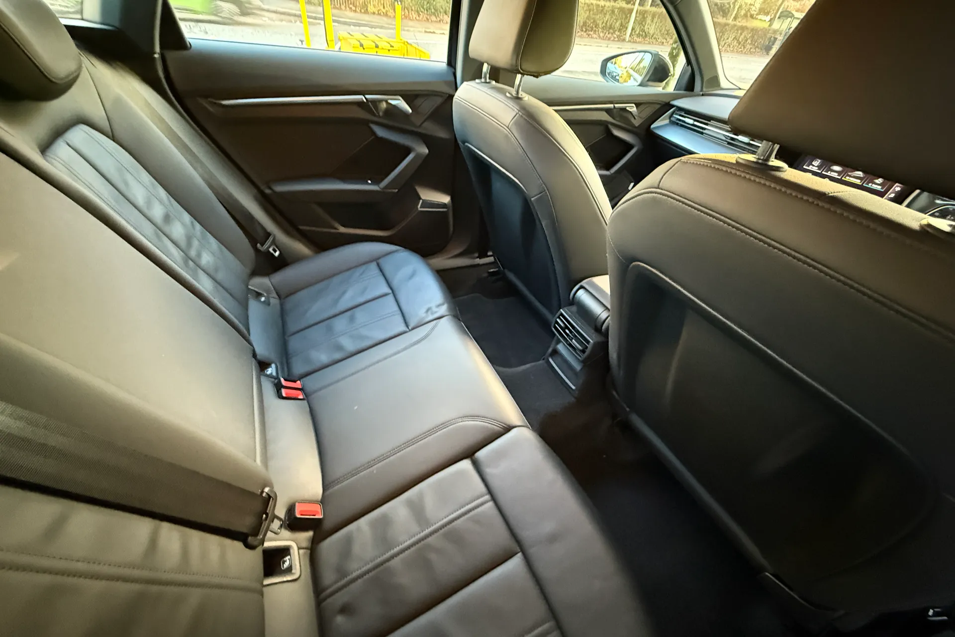 Audi A3 thumbnail image number 37