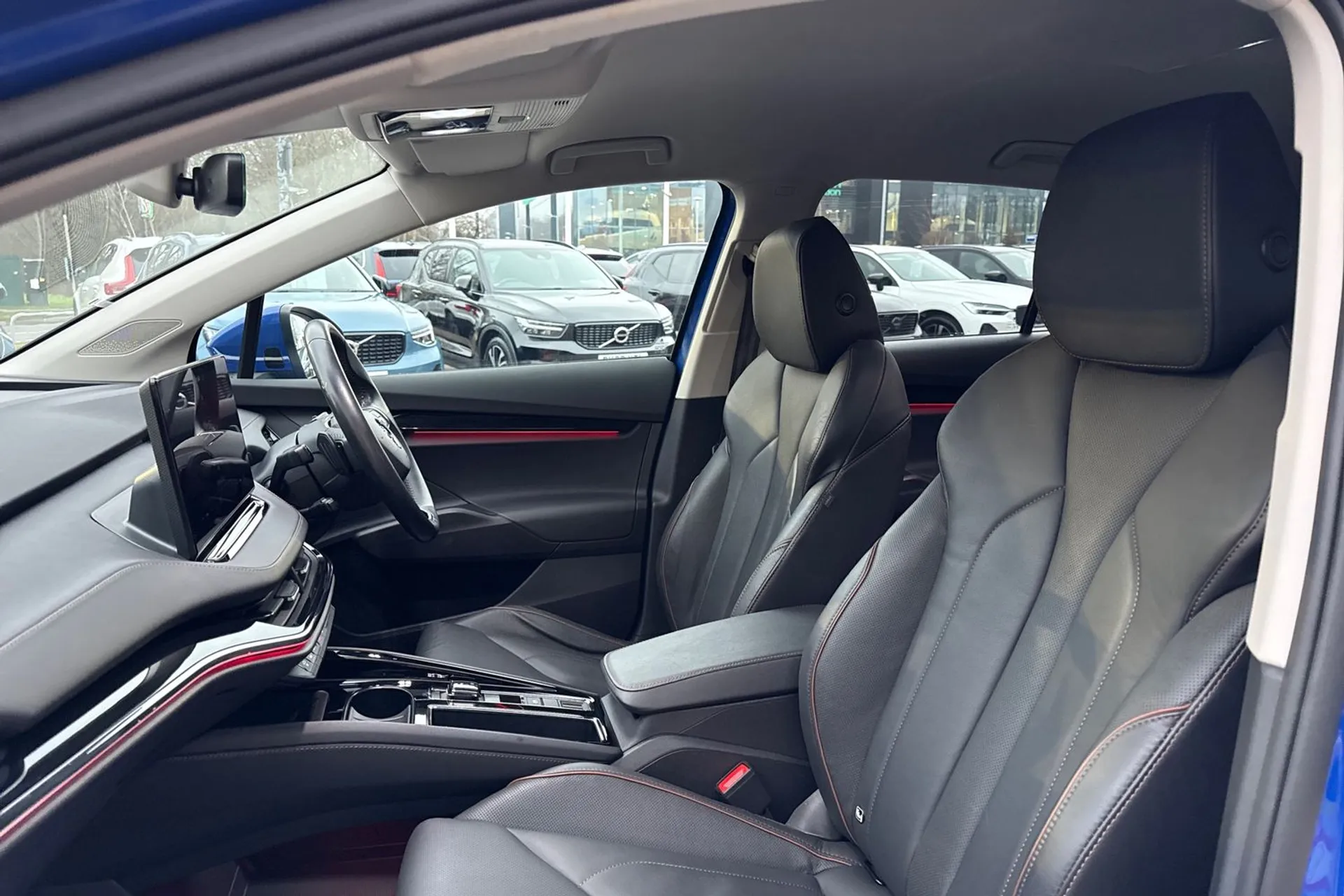 SKODA ENYAQ thumbnail image number 28