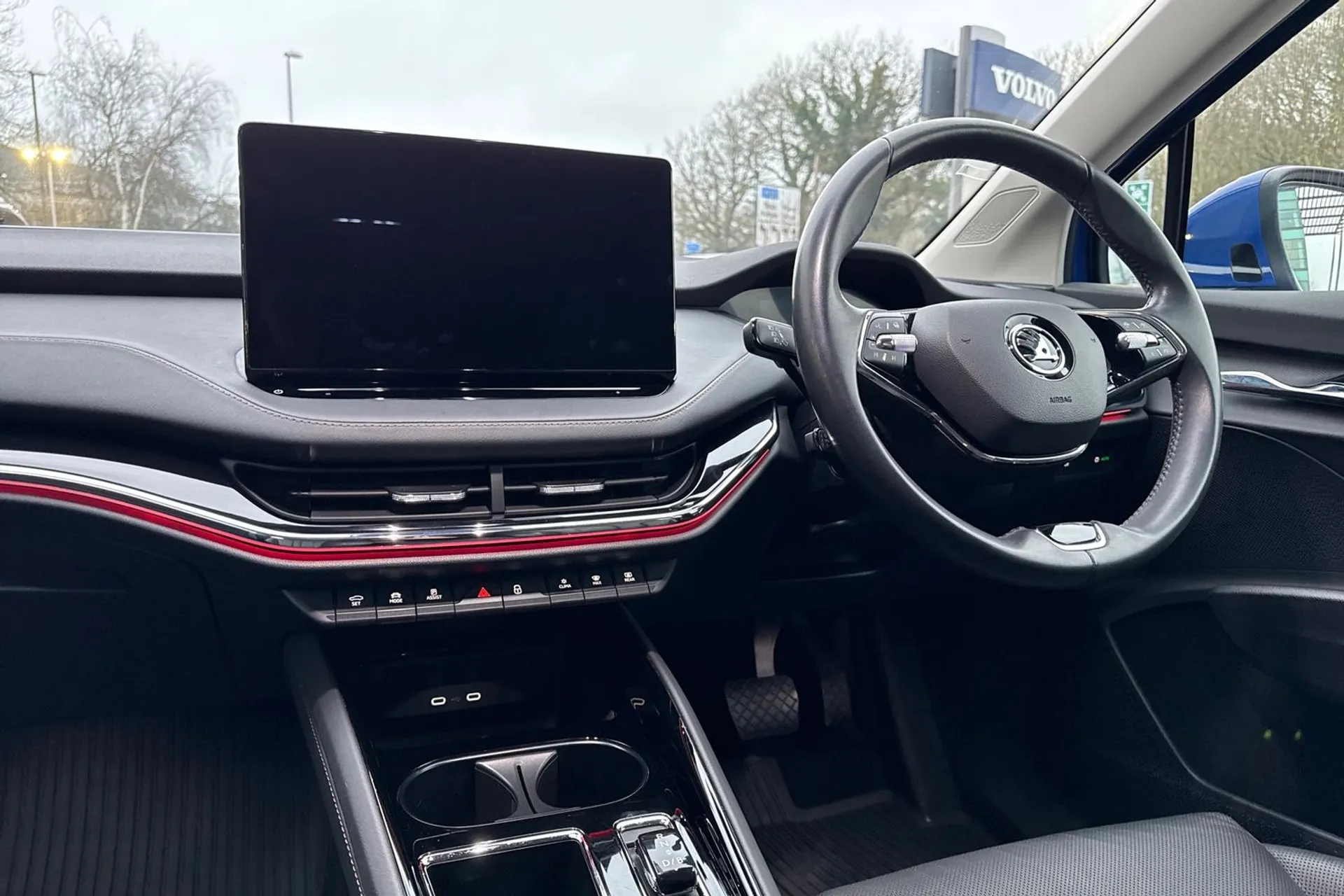 SKODA ENYAQ thumbnail image number 35