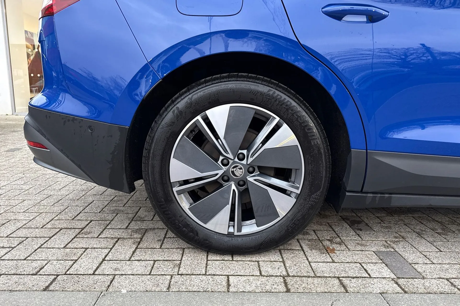 SKODA ENYAQ thumbnail image number 14