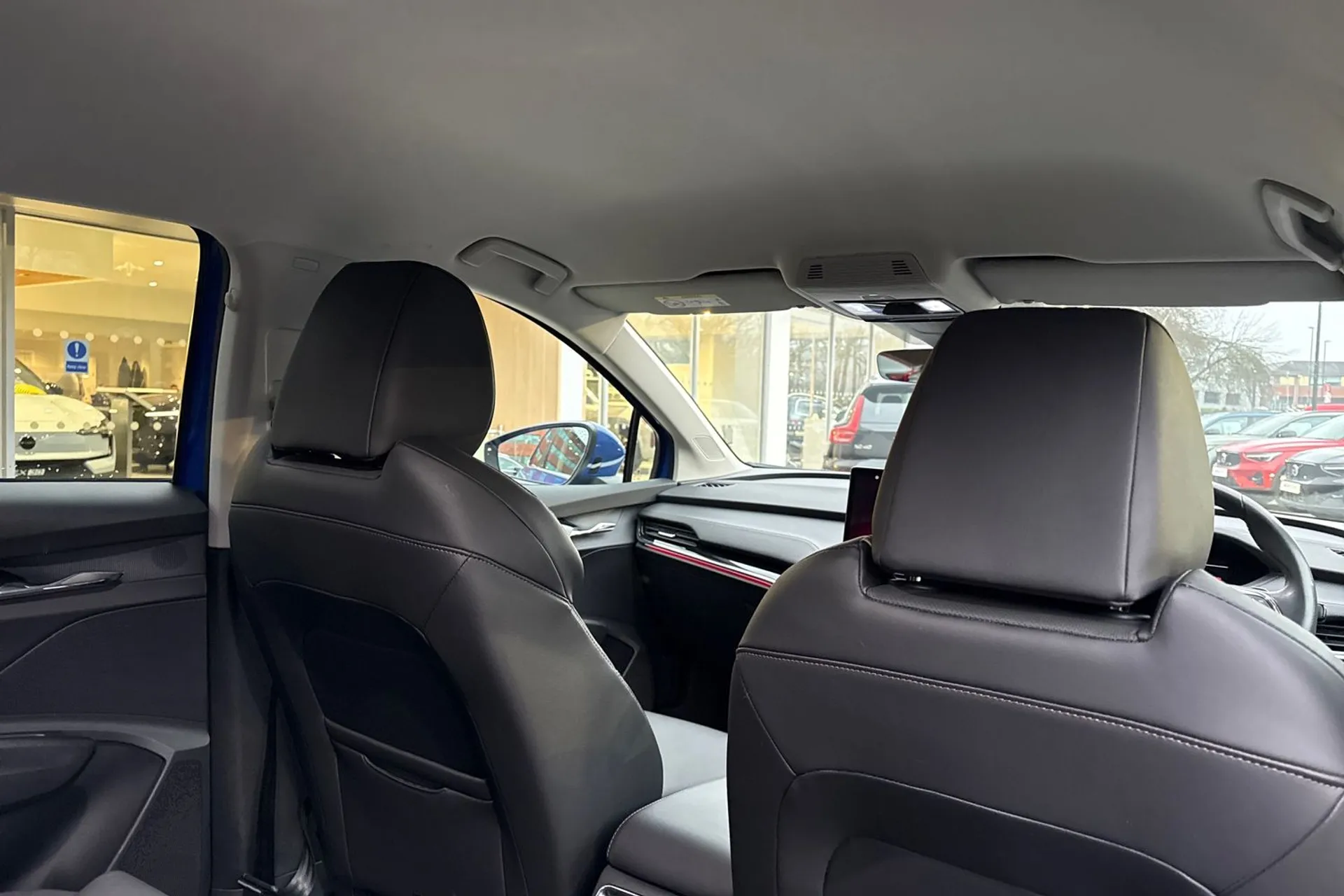 SKODA ENYAQ thumbnail image number 24