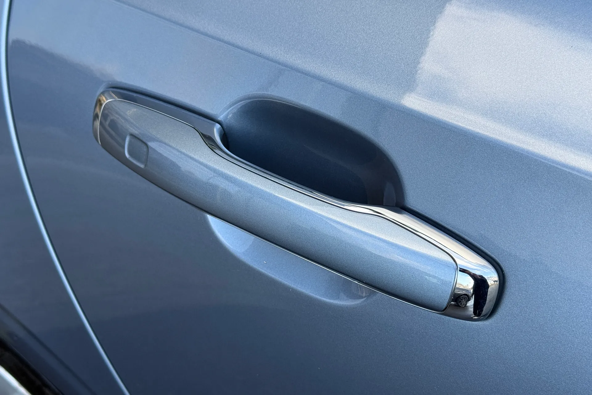 Volvo S90 thumbnail image number 28