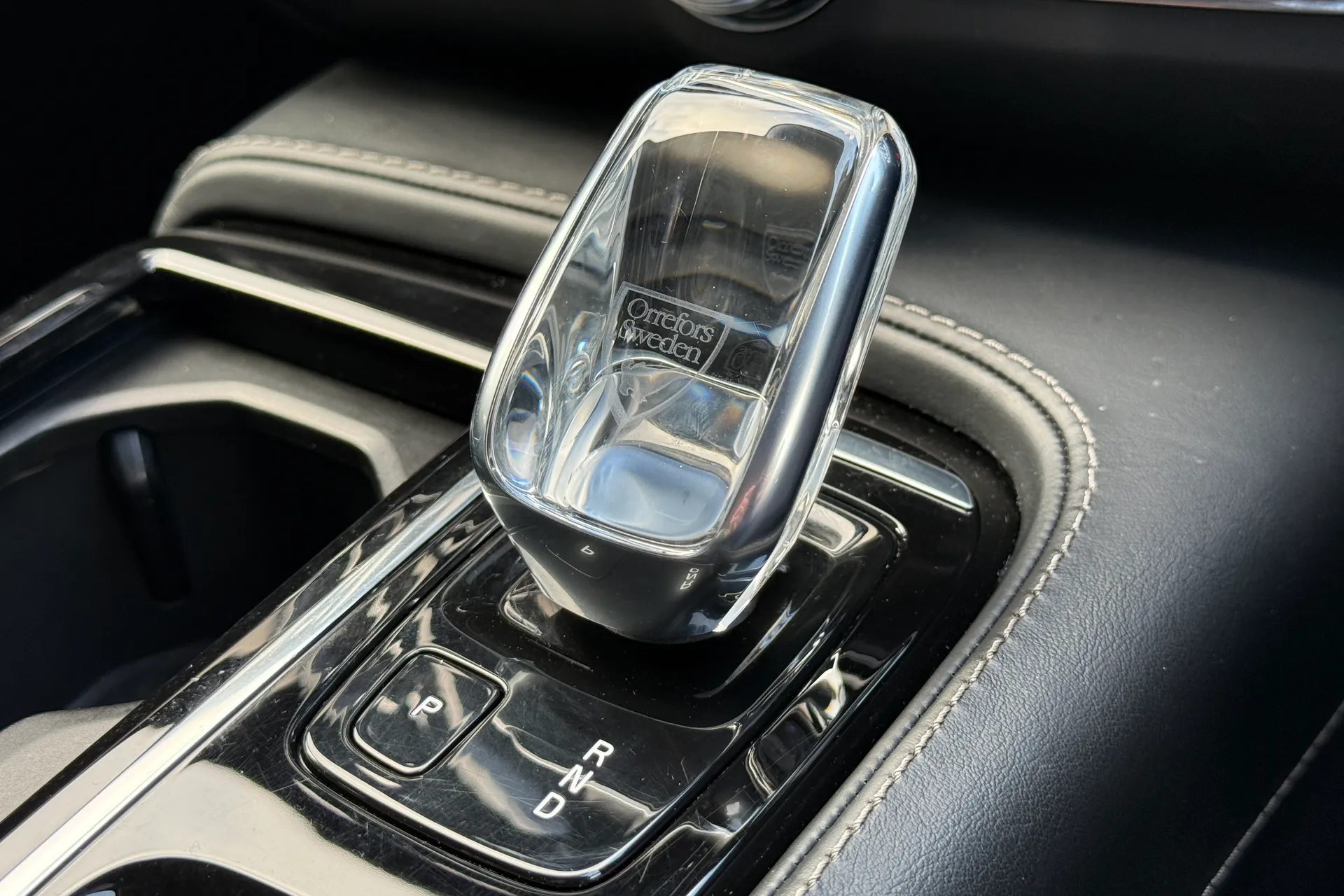 Volvo S90 thumbnail image number 18