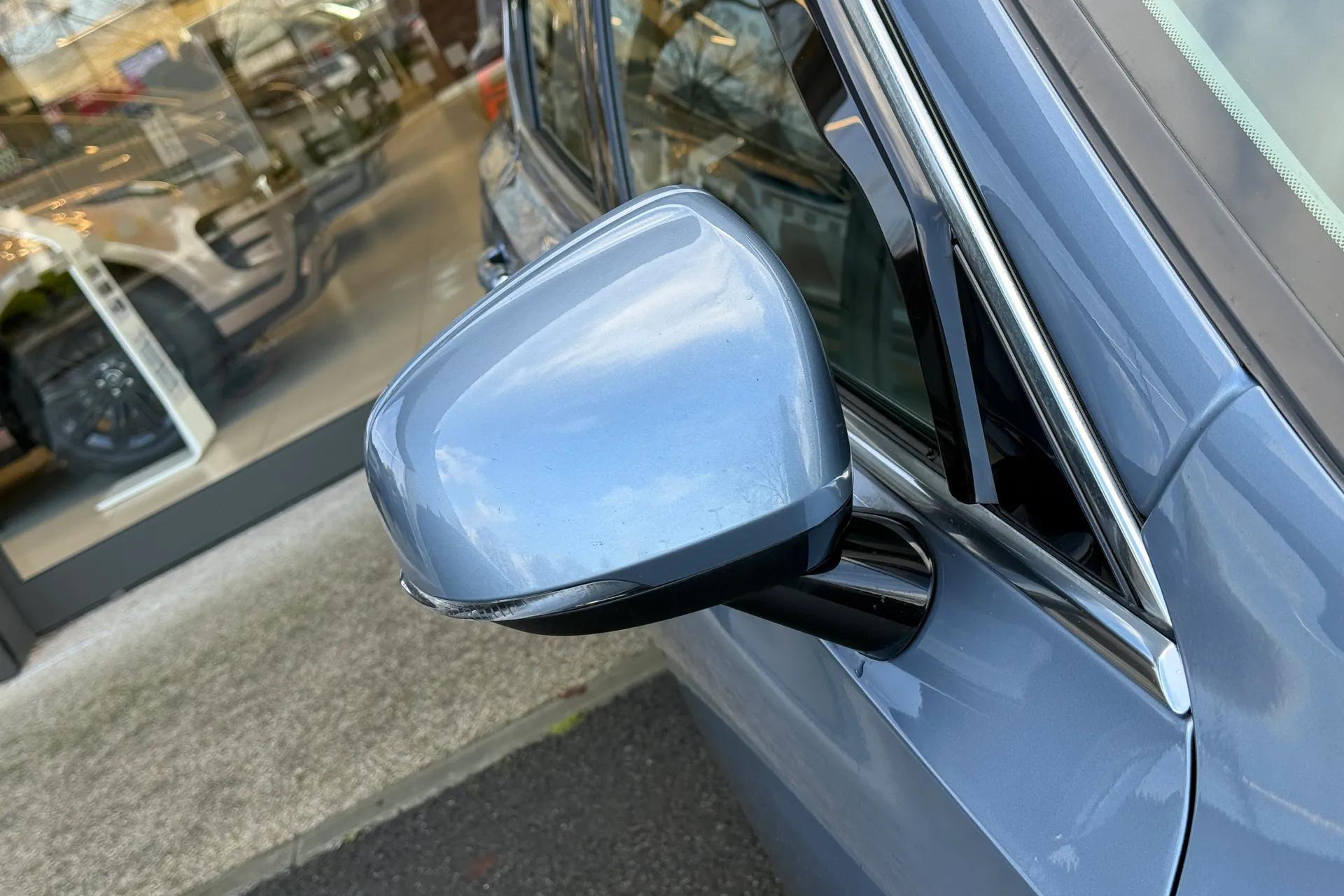 Volvo S90 thumbnail image number 36