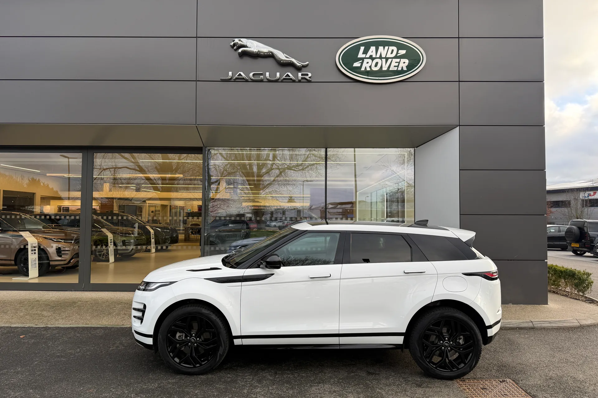LAND ROVER RANGE ROVER EVOQUE thumbnail image number 26