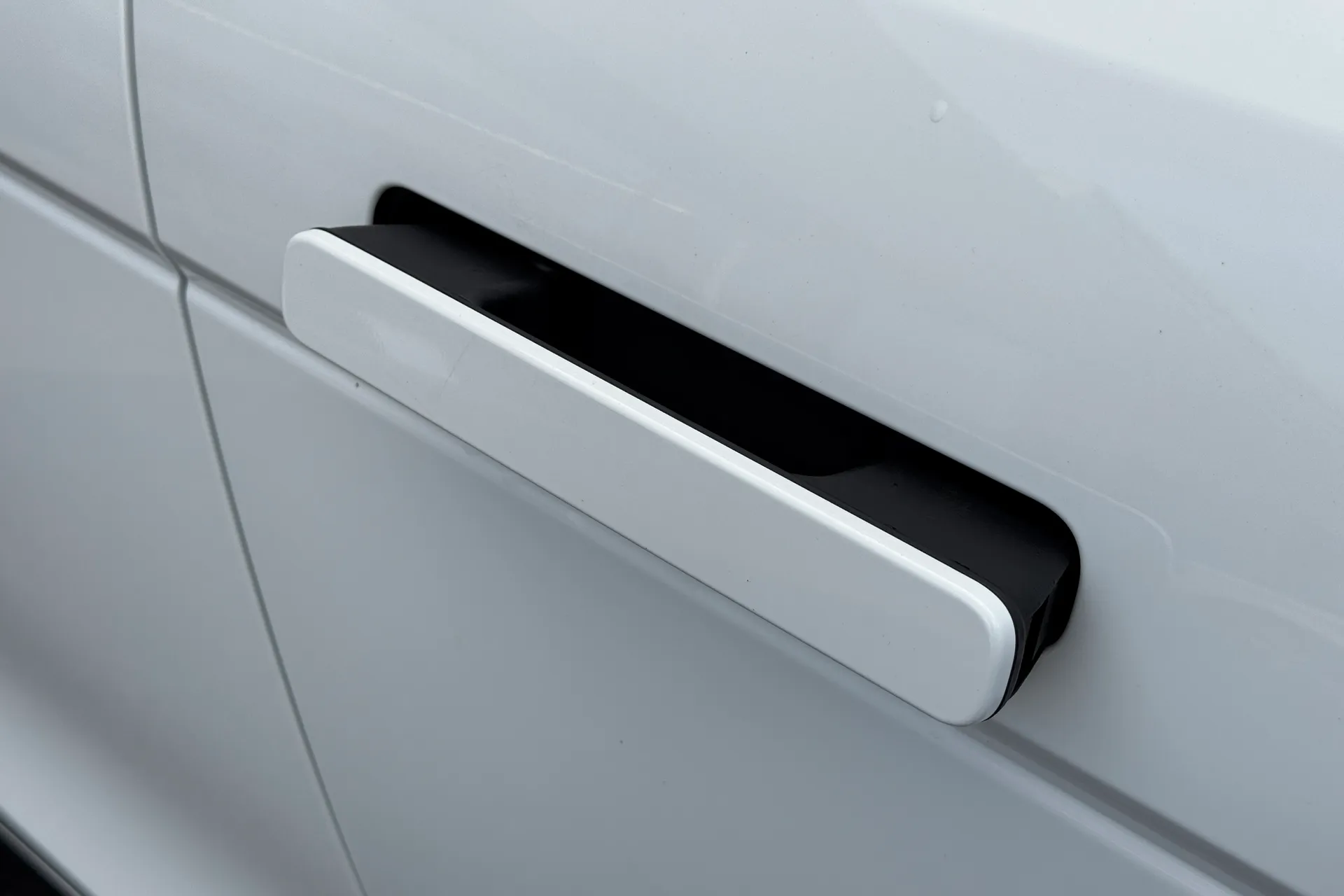 LAND ROVER RANGE ROVER EVOQUE thumbnail image number 36