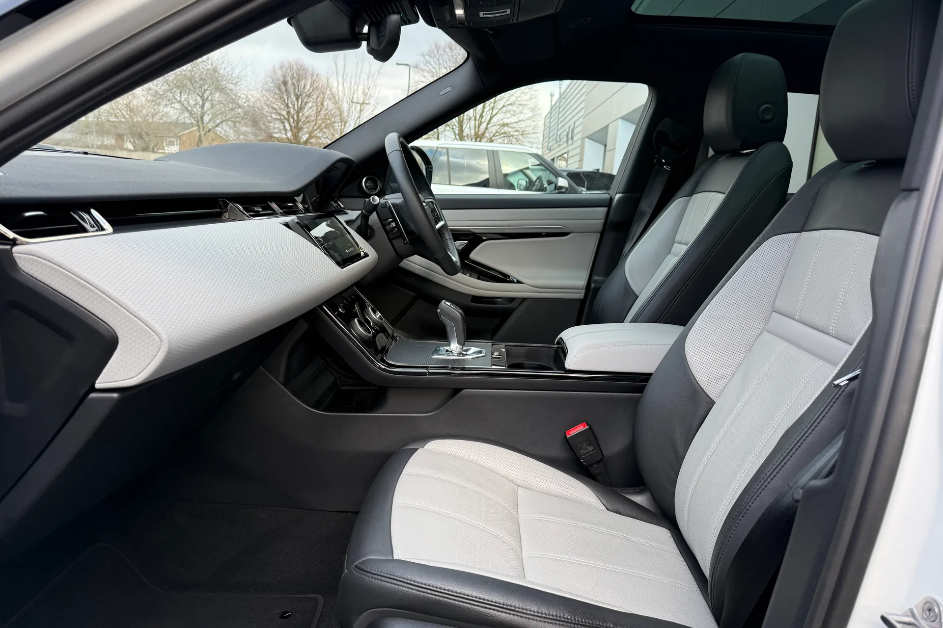 LAND ROVER RANGE ROVER EVOQUE thumbnail image number 10