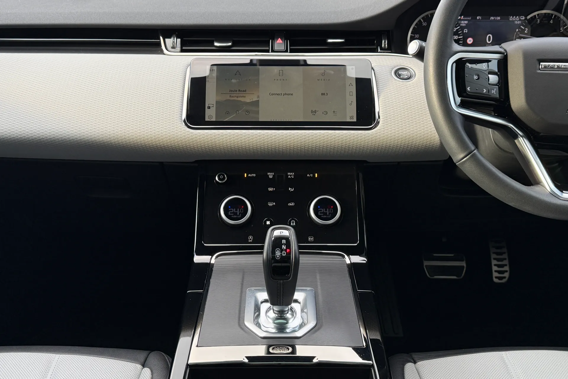 LAND ROVER RANGE ROVER EVOQUE thumbnail image number 15