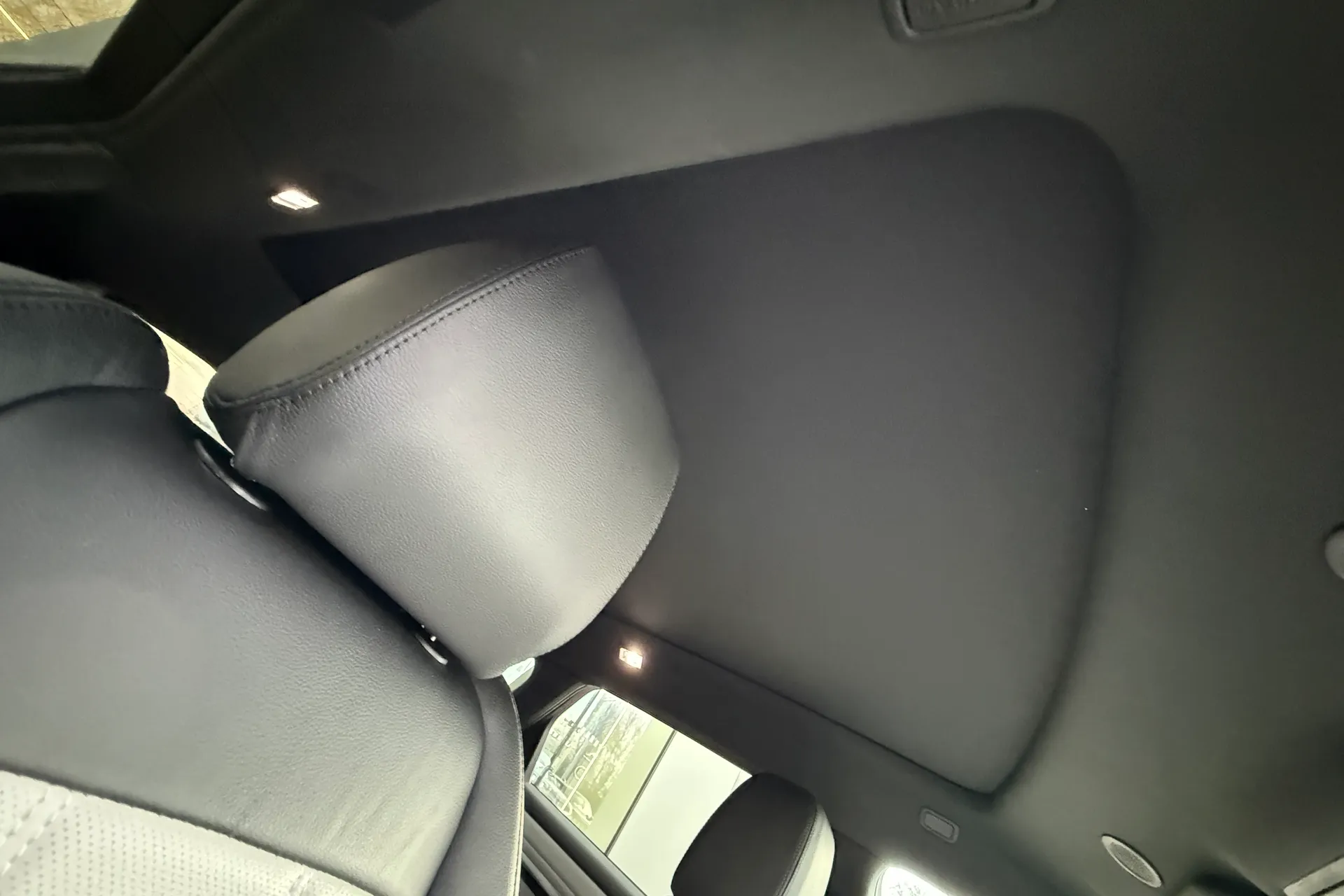 LAND ROVER RANGE ROVER EVOQUE thumbnail image number 35