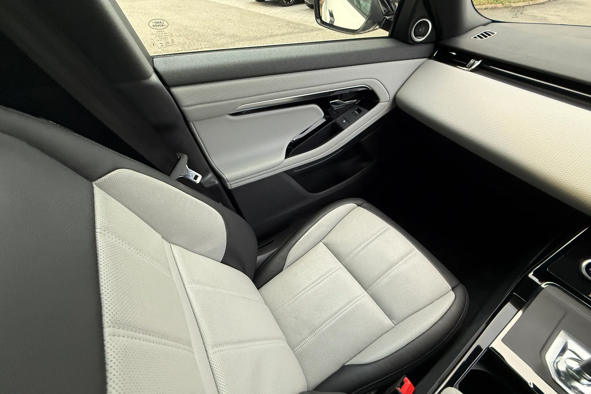 LAND ROVER RANGE ROVER EVOQUE thumbnail image number 12