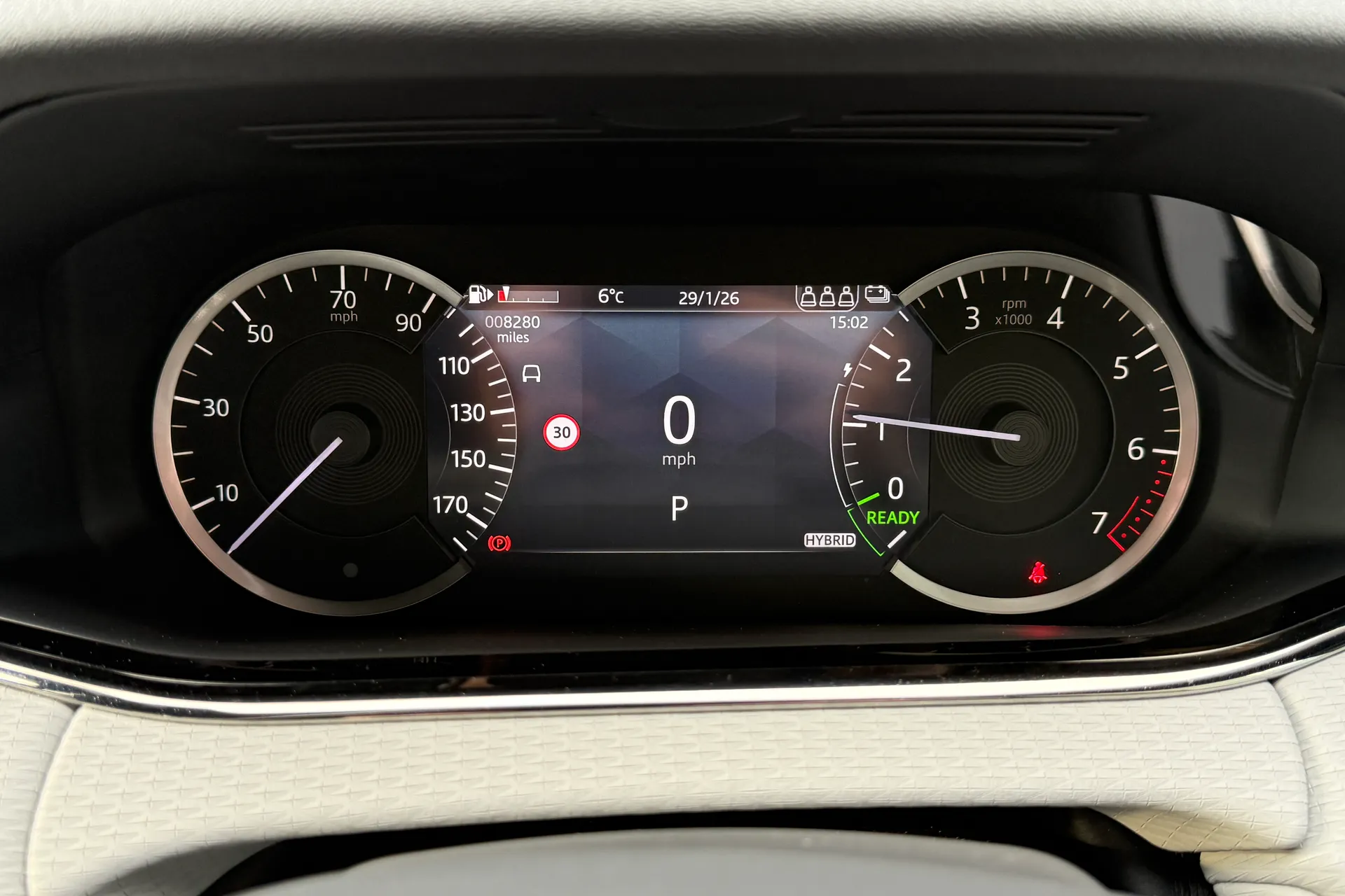 LAND ROVER RANGE ROVER EVOQUE thumbnail image number 23