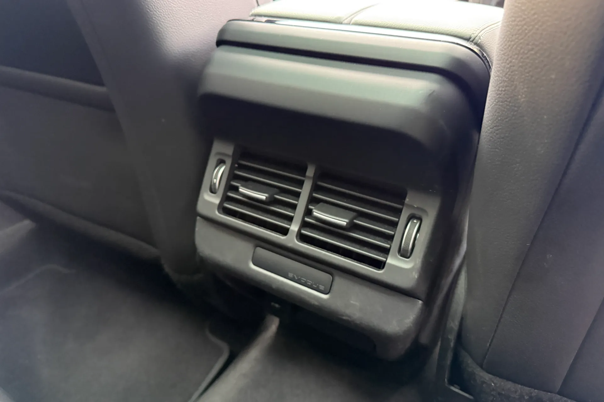 LAND ROVER RANGE ROVER EVOQUE thumbnail image number 33