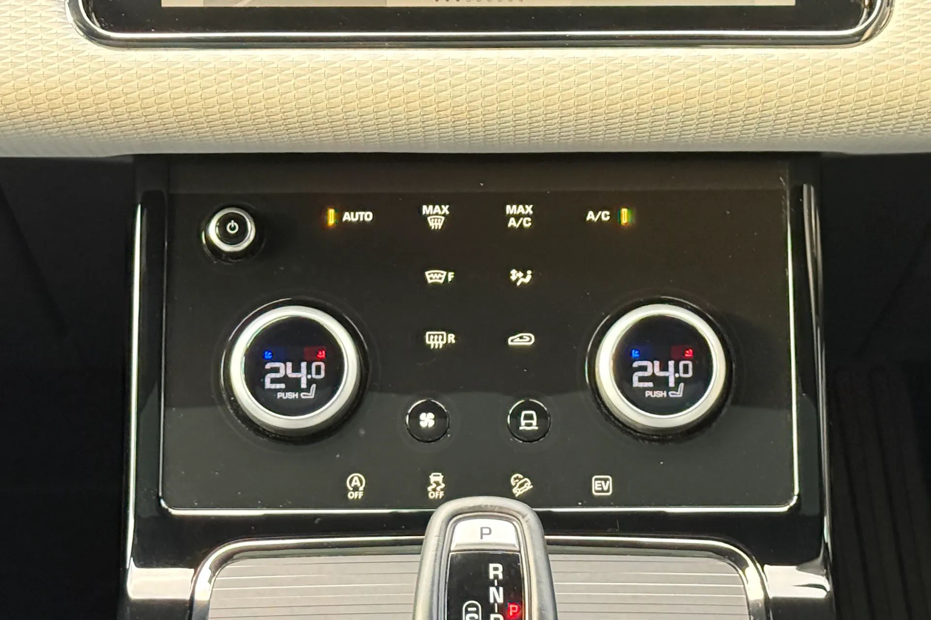 LAND ROVER RANGE ROVER EVOQUE thumbnail image number 16