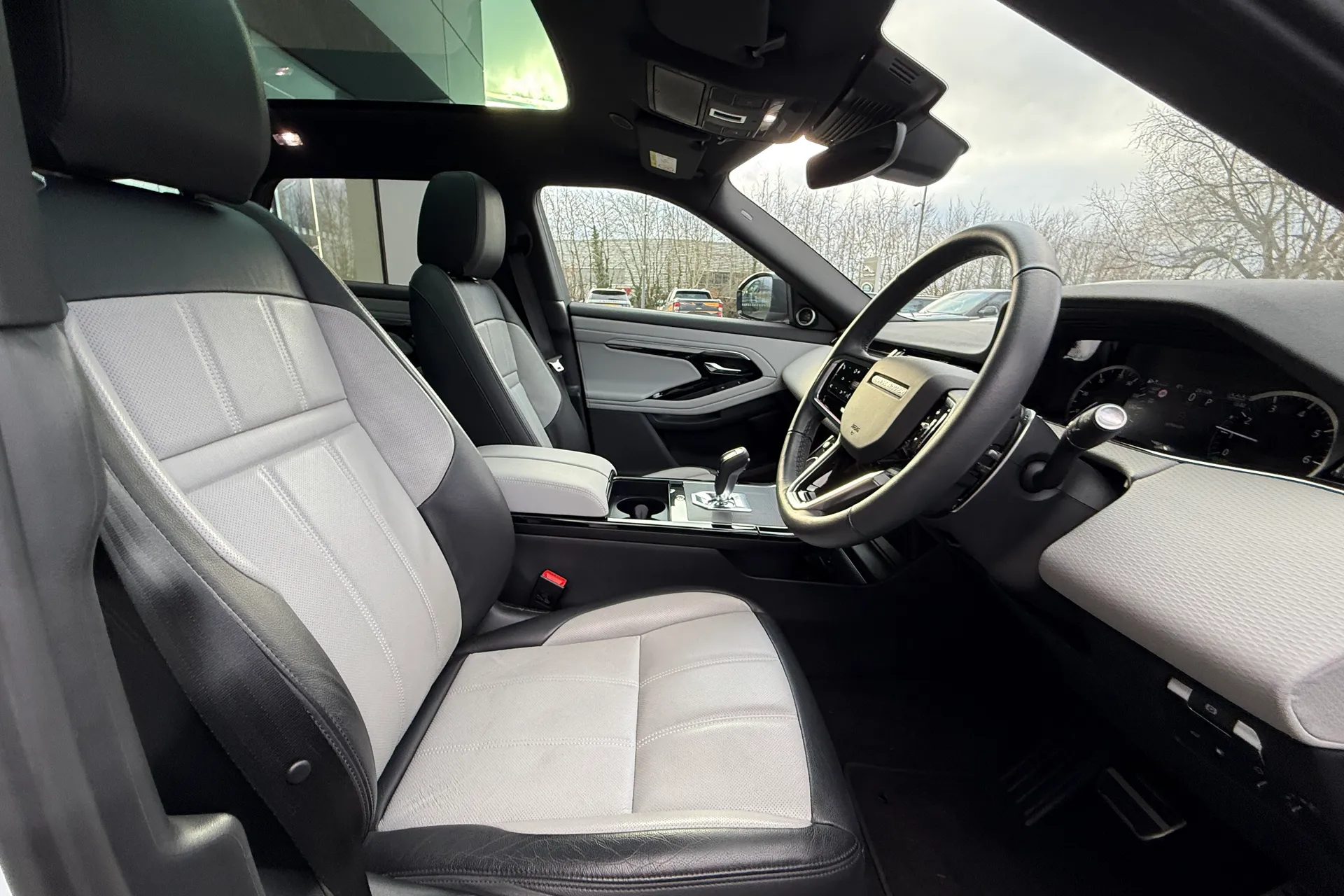 LAND ROVER RANGE ROVER EVOQUE thumbnail image number 9