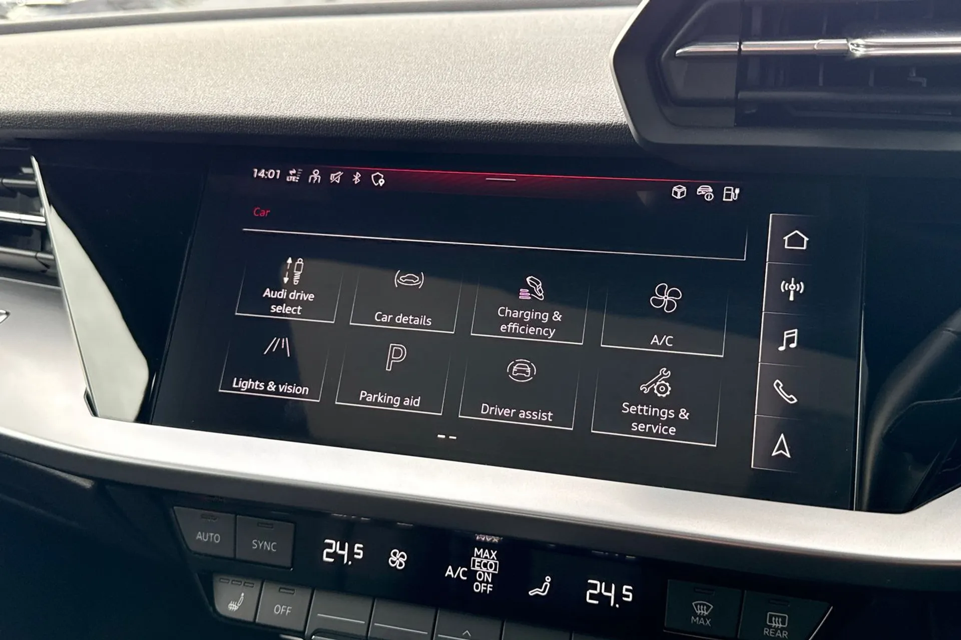 Audi A3 thumbnail image number 32